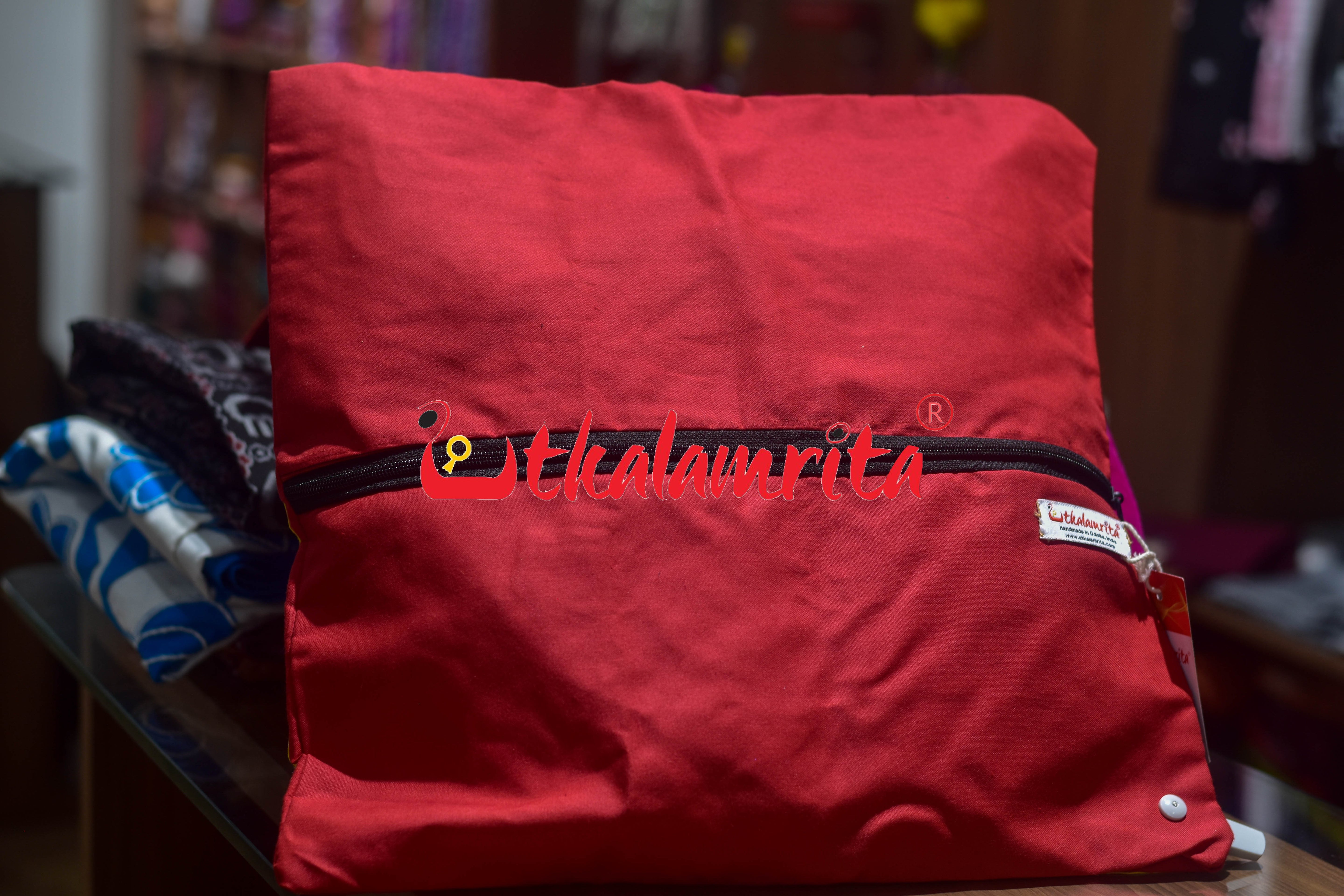 Red Black Single Flower Applique (Cushion Cover)