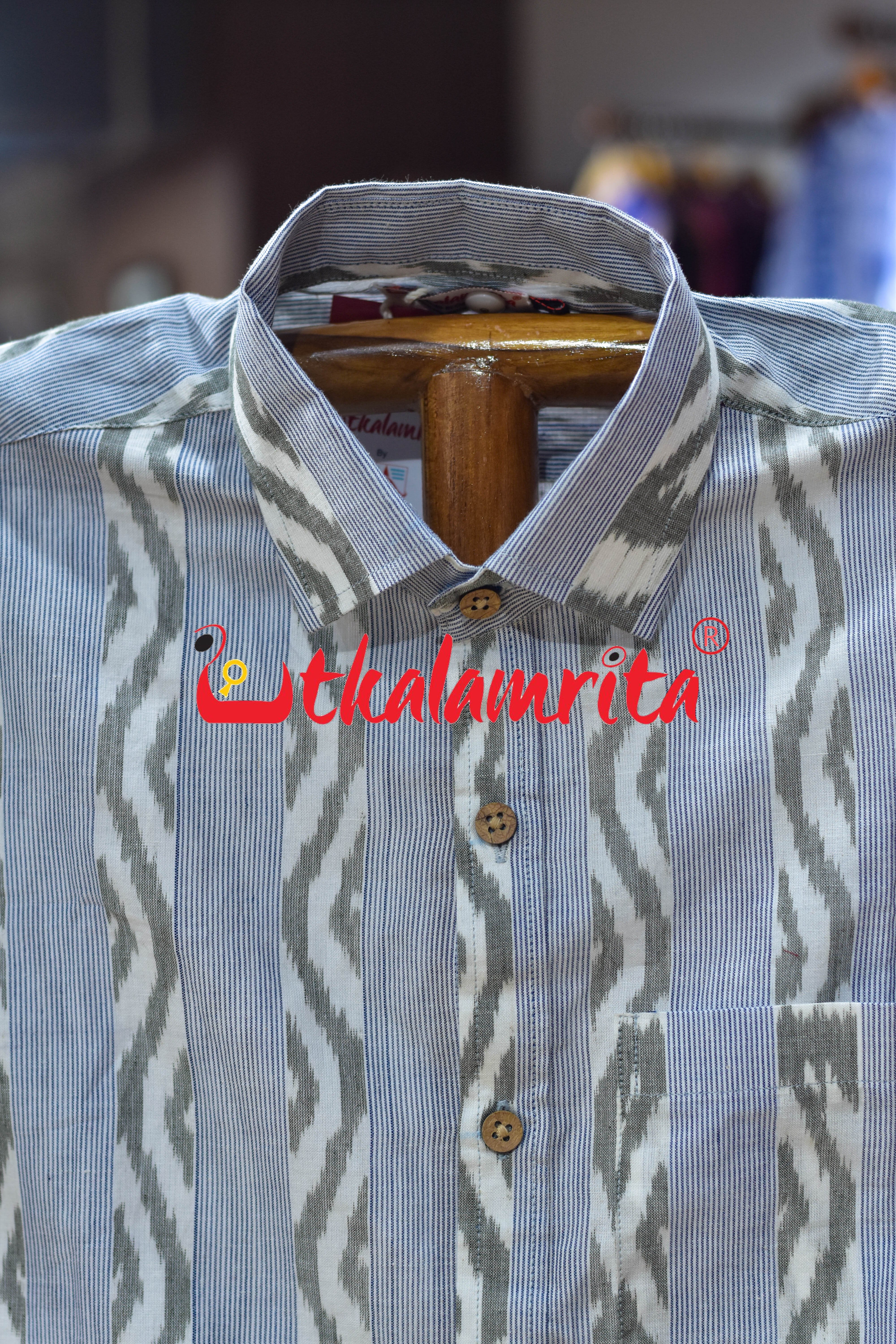 White Blue Lahari Lines Cotton (Men's Half Shirt)