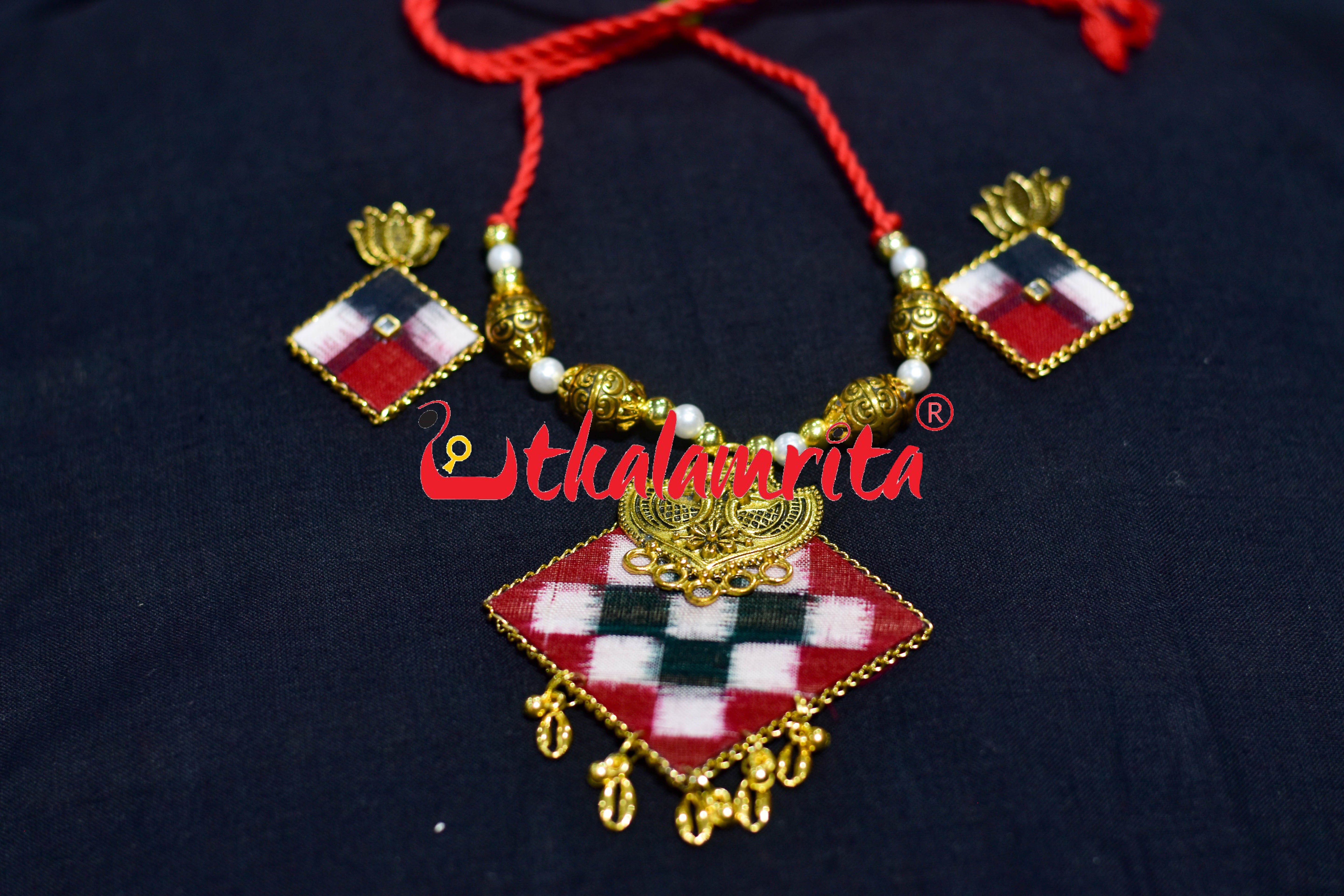 RGW Pasapali Golden Mayura Necklace Set