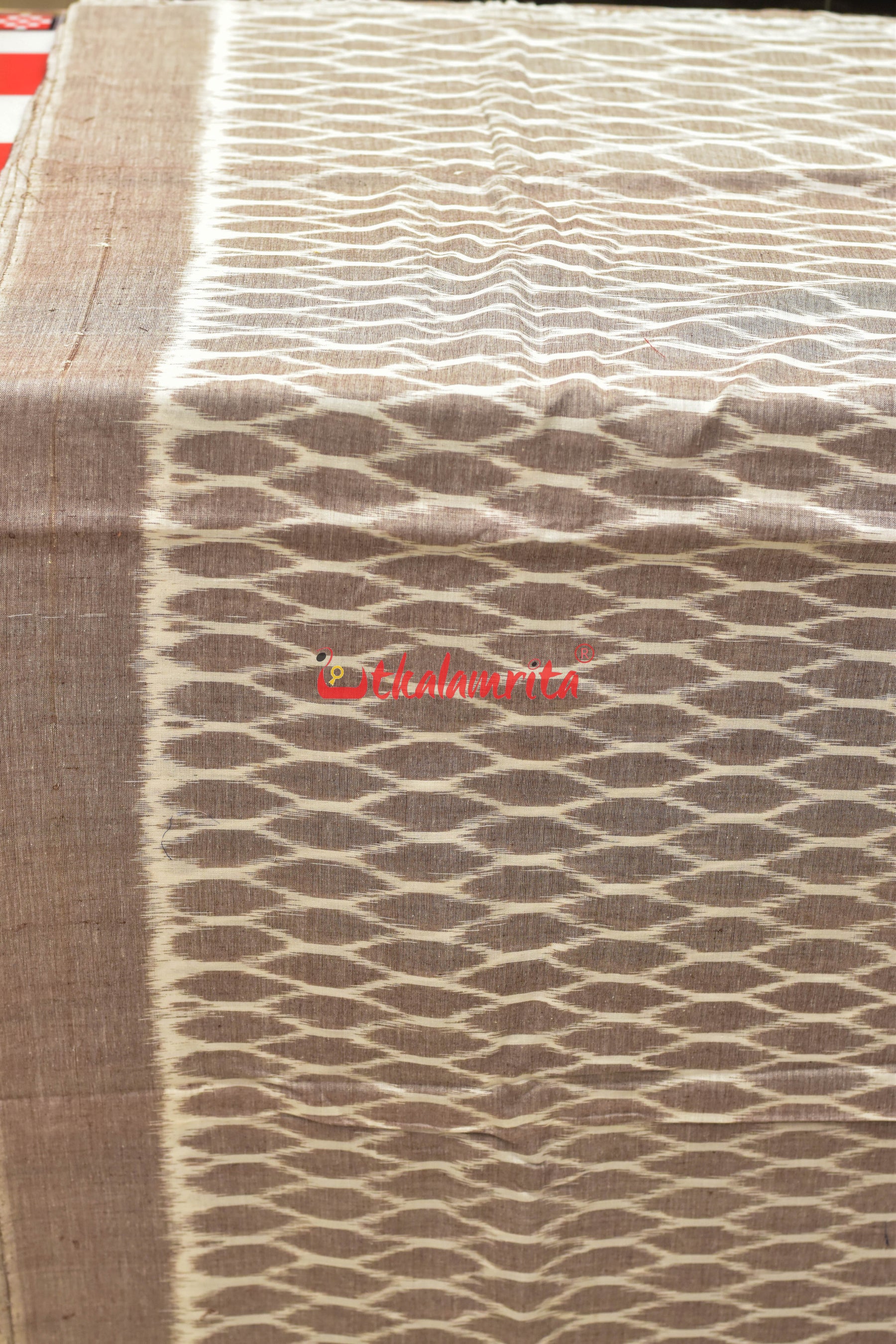 White Vintage Clone With Brown (Fabric)