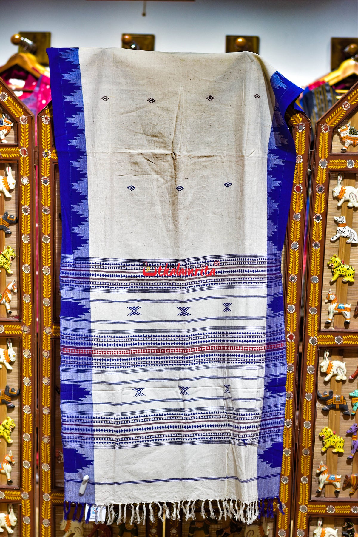 White Blue Buti Maroon Kotpad (Dupatta)