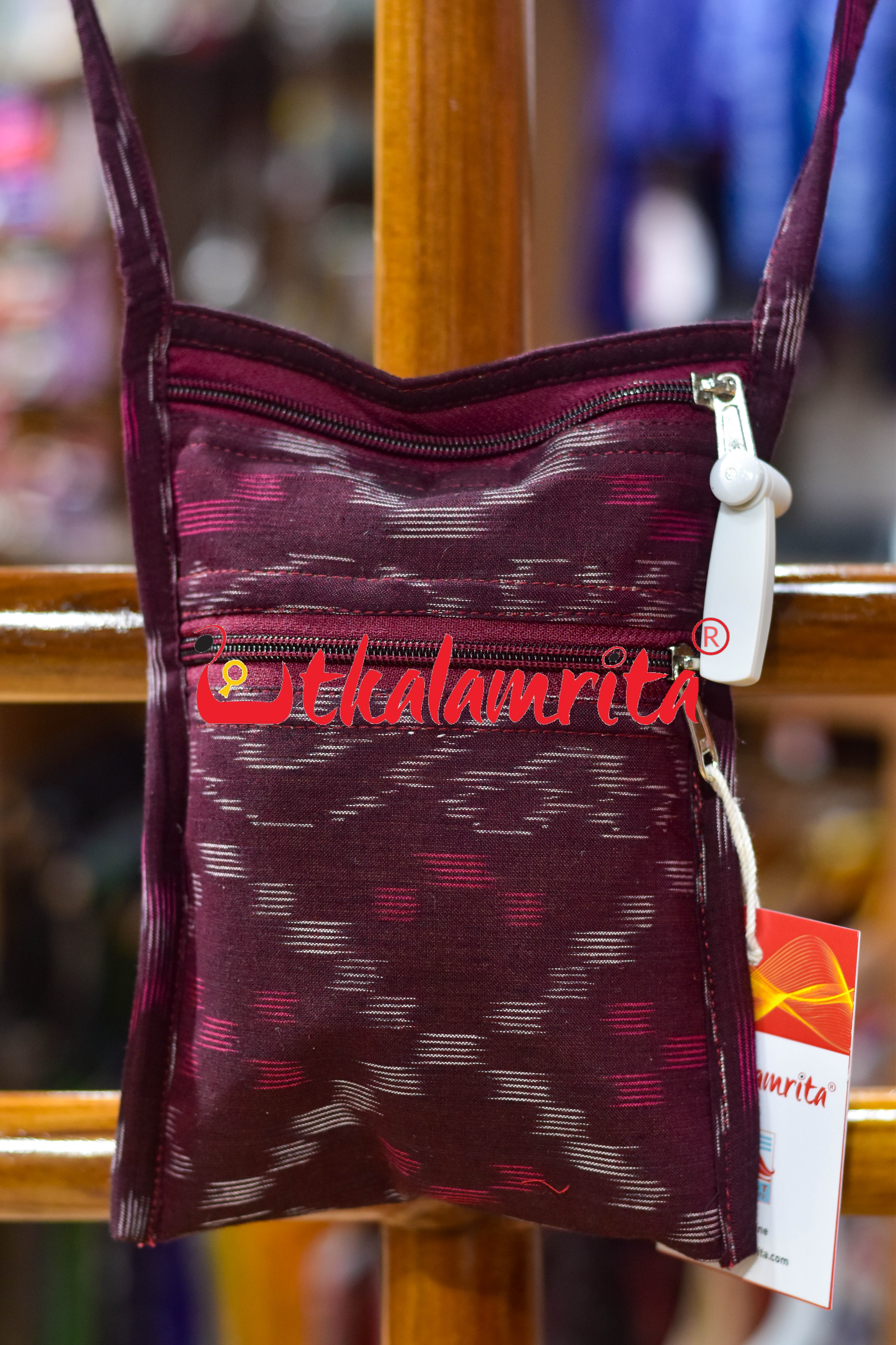 Maroon Wavy Flower Bandha Mobile Sling Bag