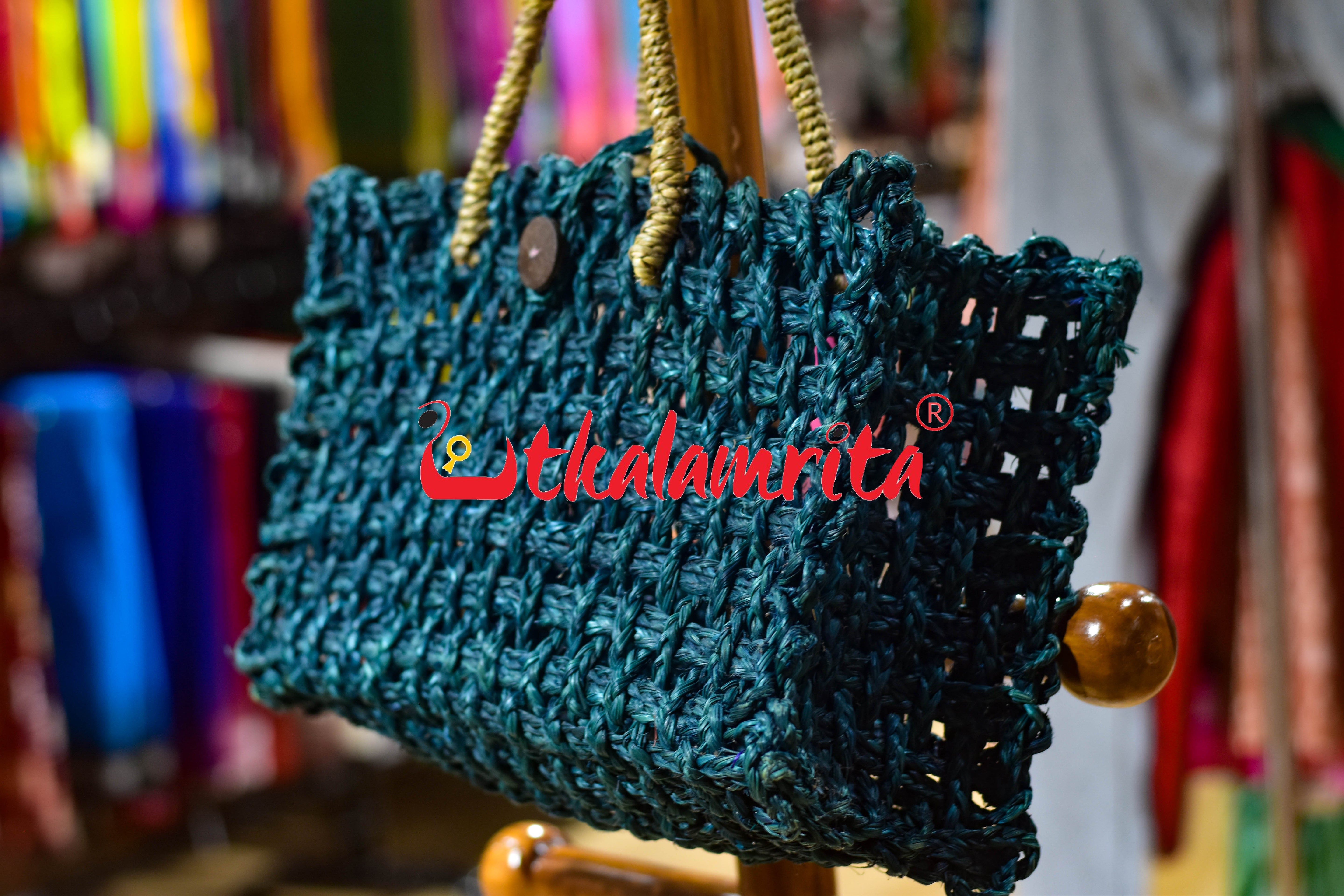 Sabai Grass Jali Bag Medium (Deep Green)