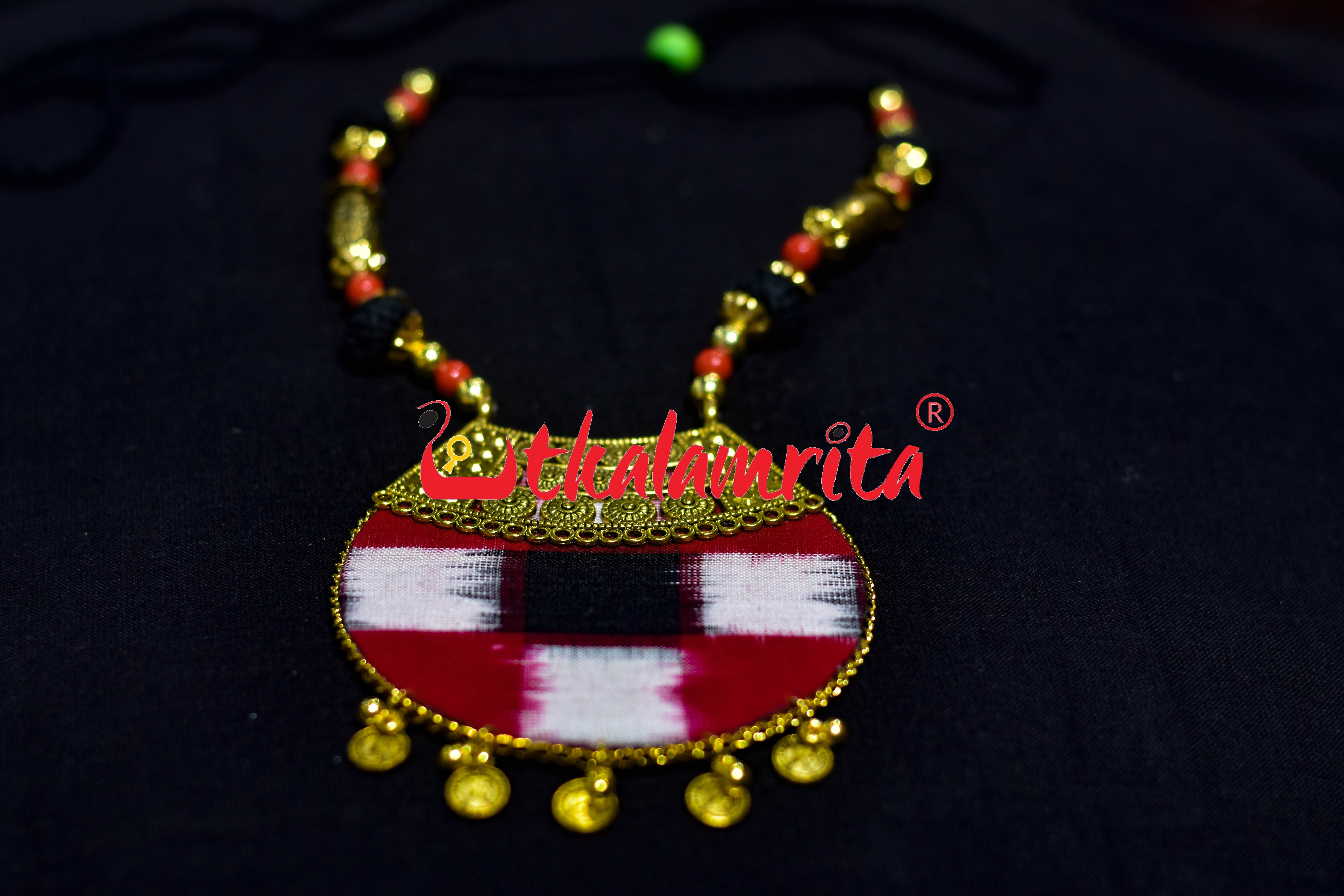 Blue Red Pasapali Necklace Set