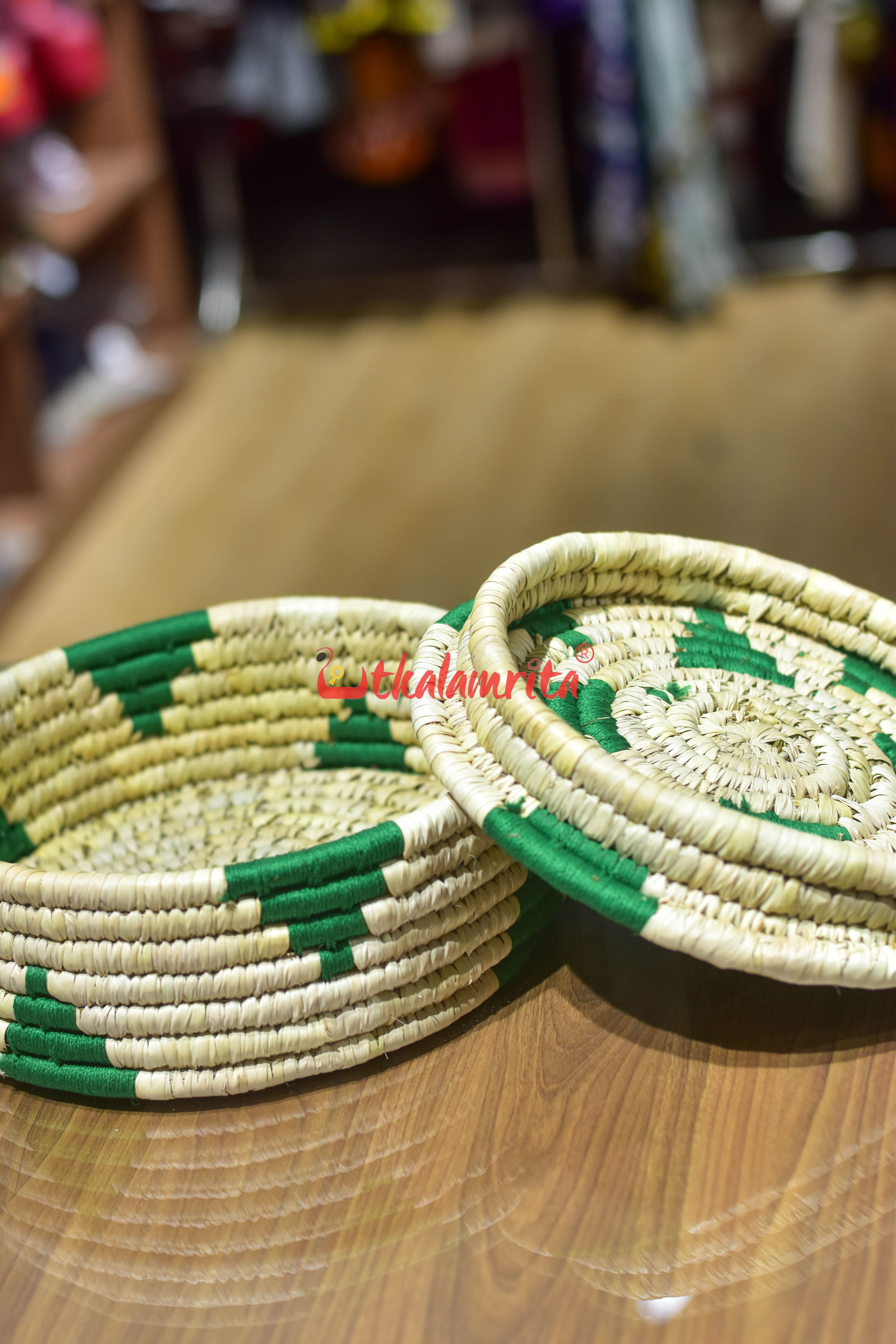 Leo Sabai Grass Roti Box (Green)