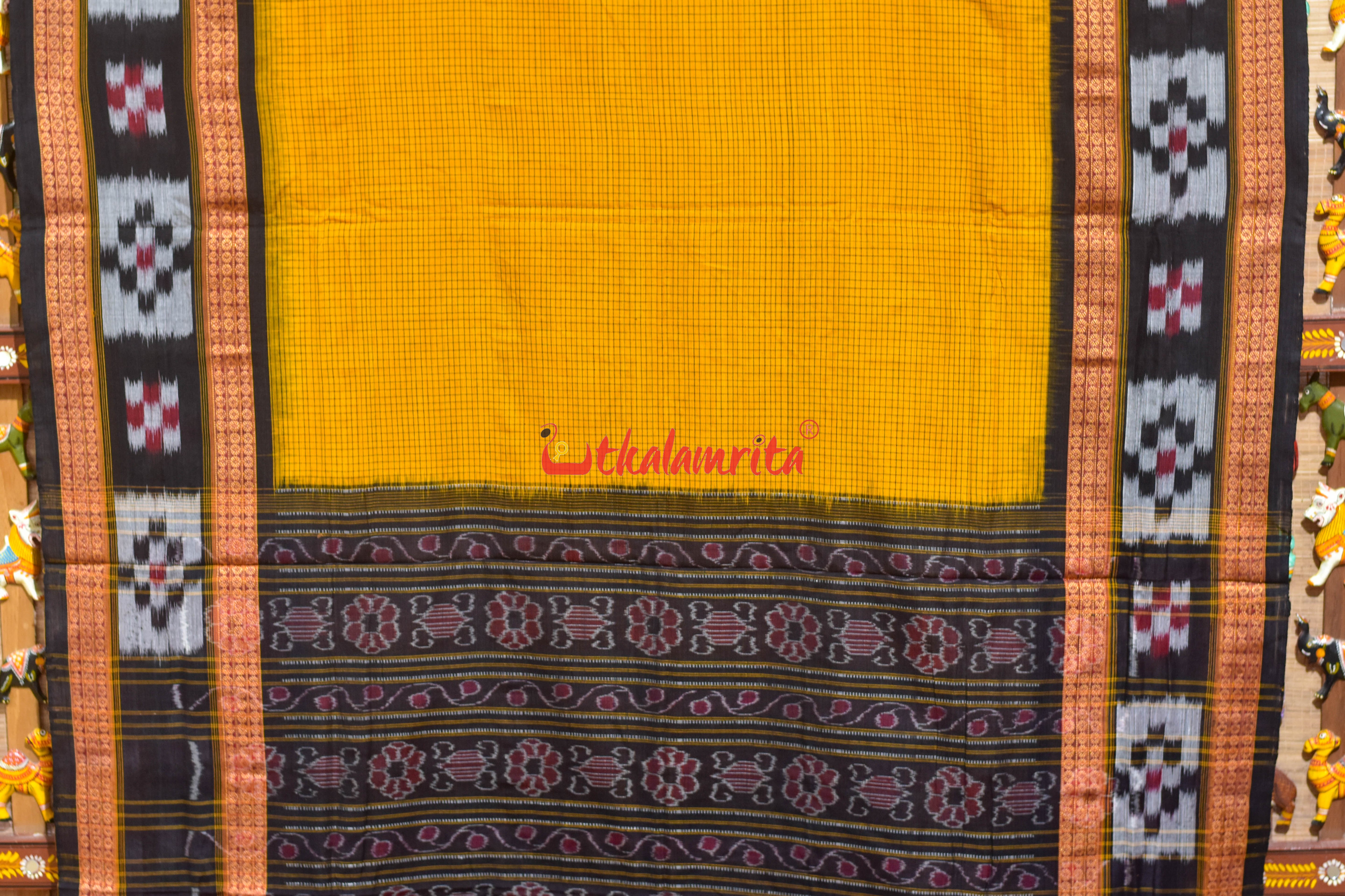 Yellow Big Border Pasapali Sachipar Cotton Saree