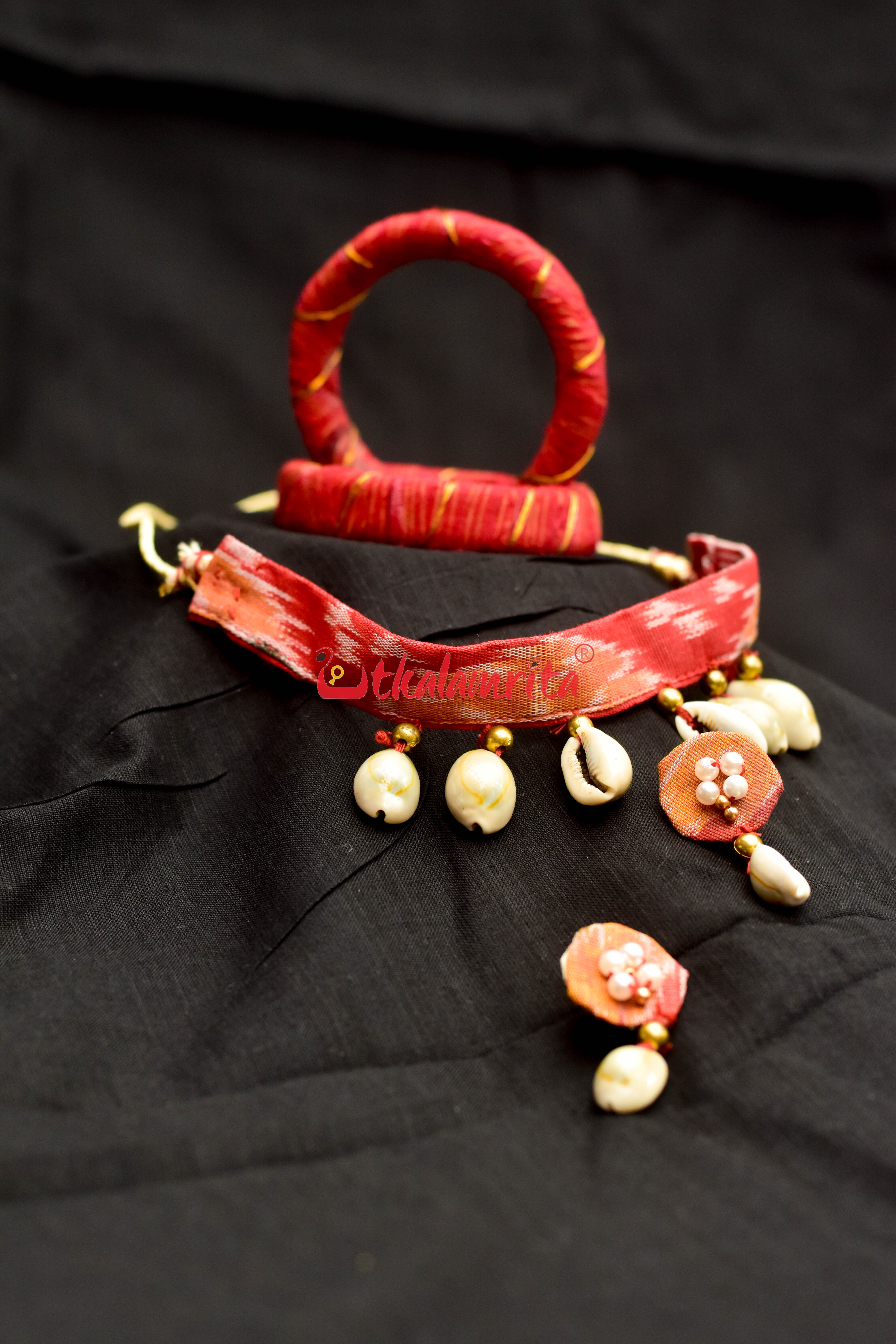 Tussar Kaudi handloom jewellery set
