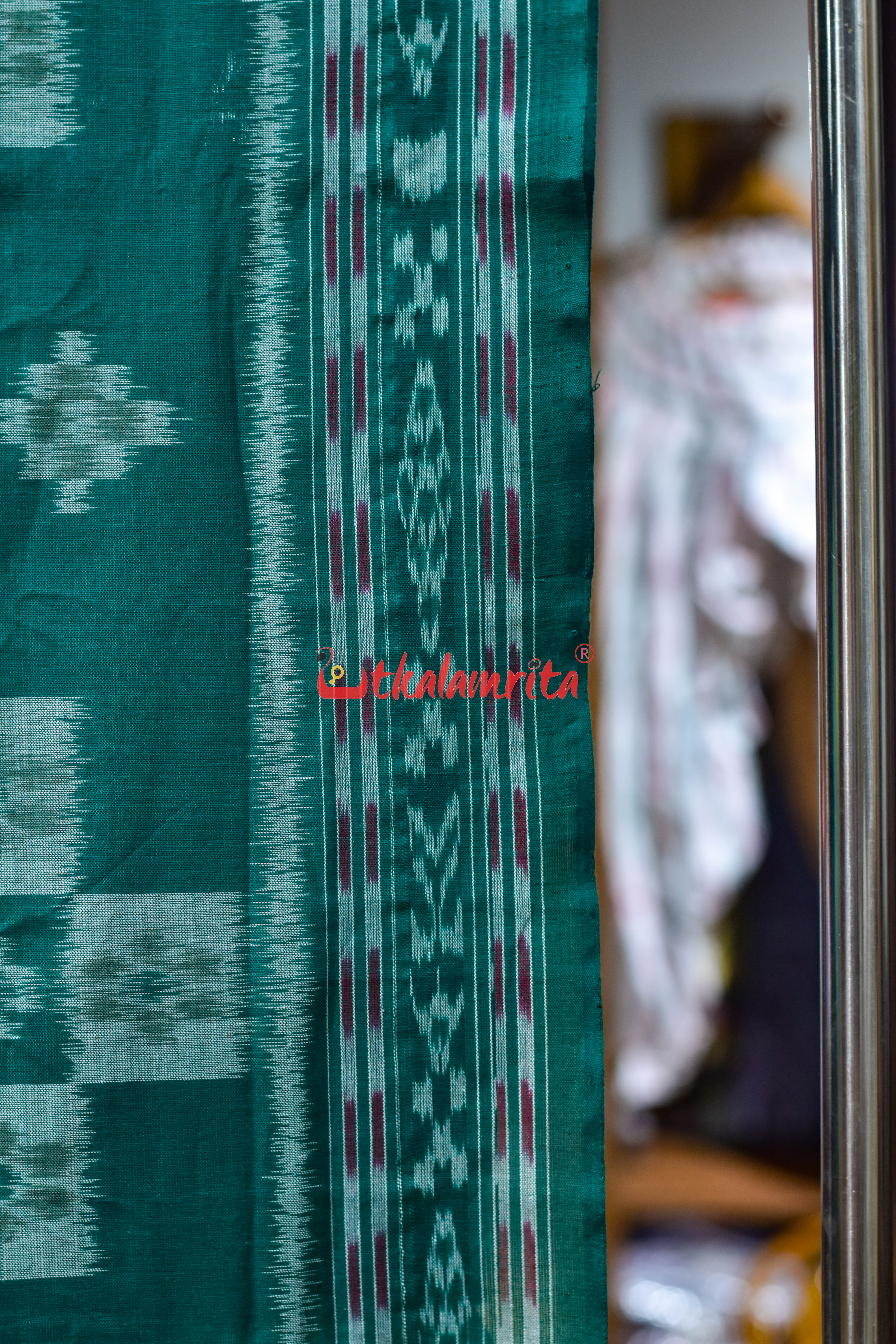 White Green Bada Phula Khandua Cotton Saree