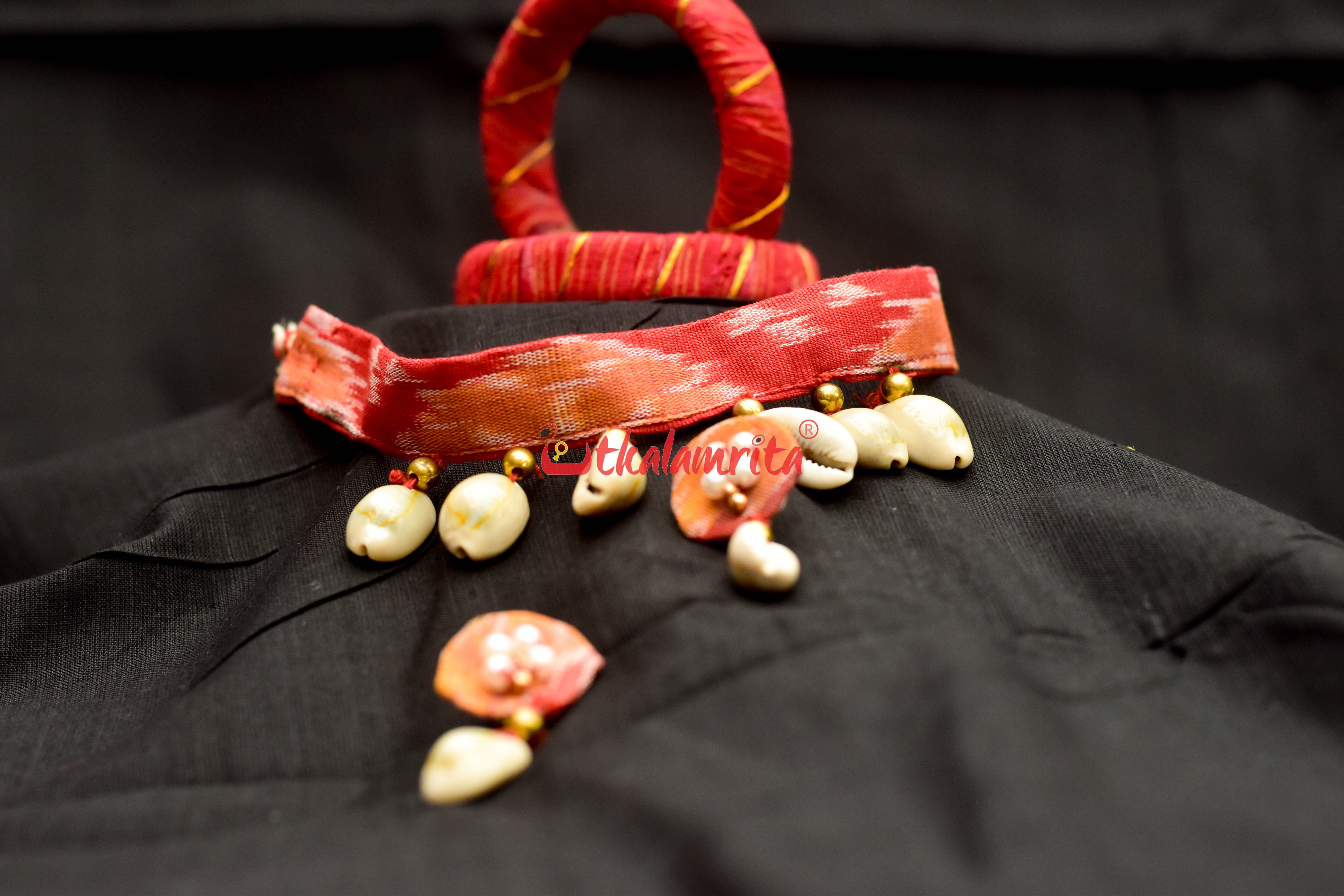 Tussar Kaudi handloom jewellery set