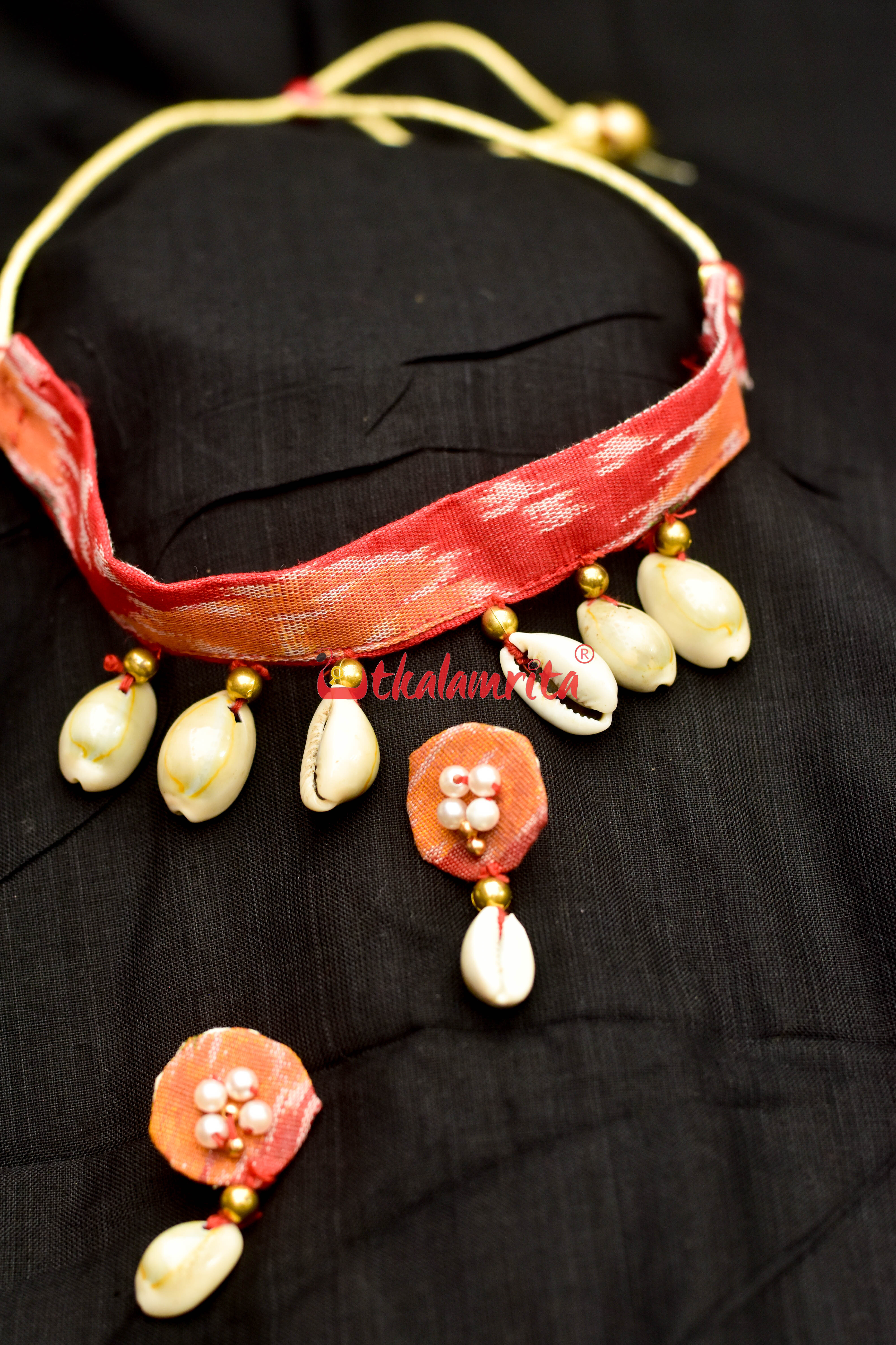 Tussar Kaudi handloom jewellery set