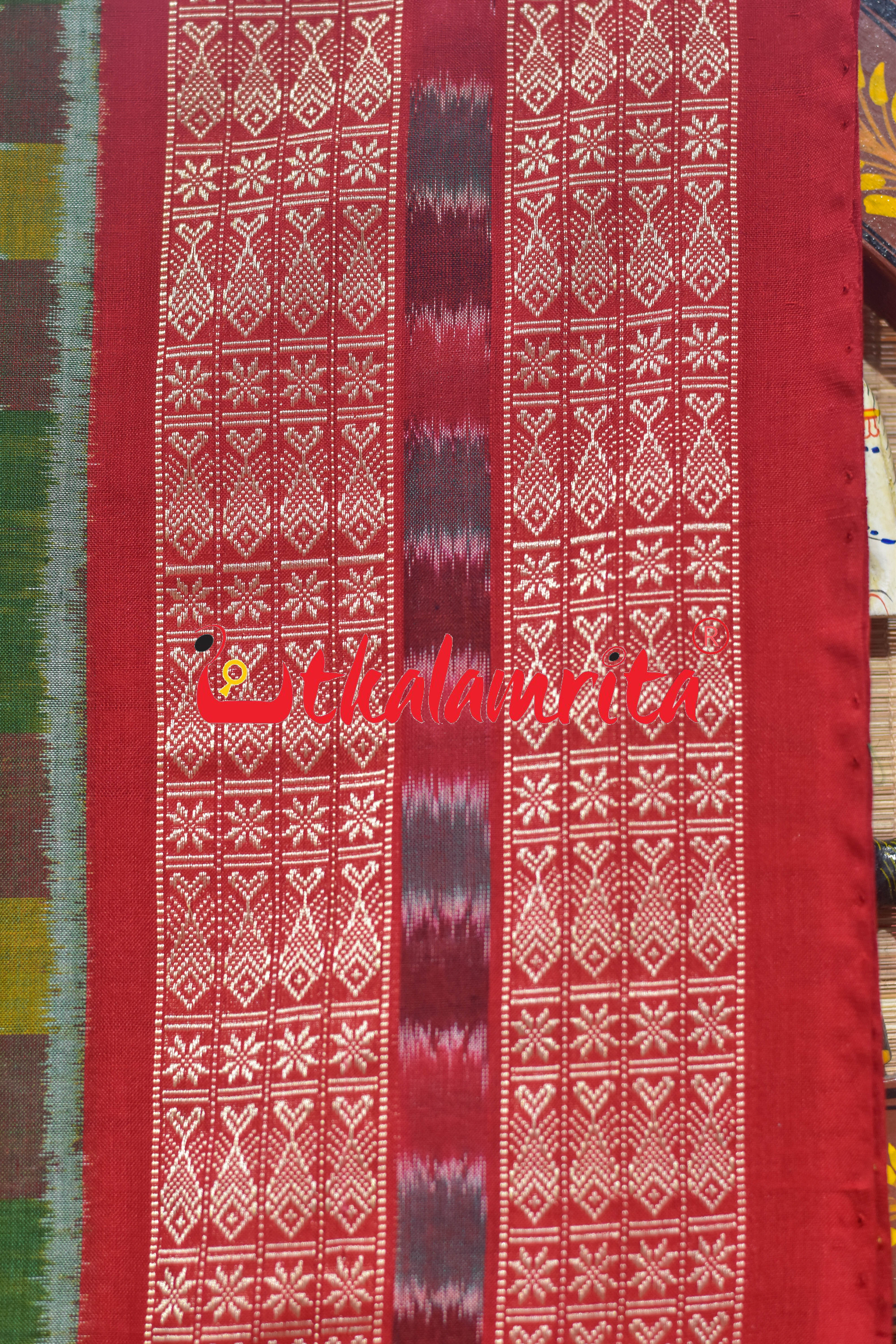 Mehndi Red Round Machha Sambalpuri Cotton Saree
