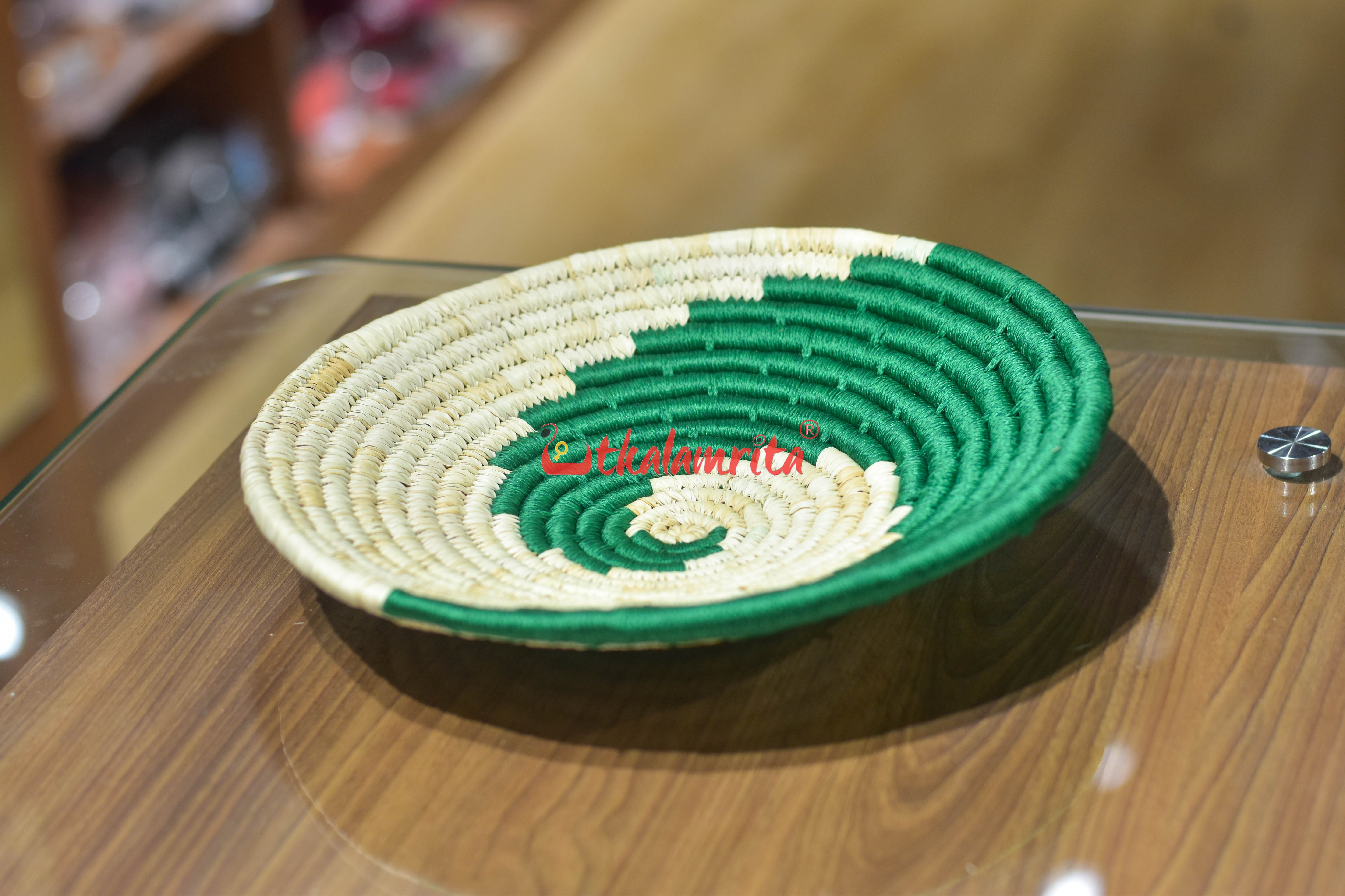 Sabai Grass Green Wall Basket- Medium