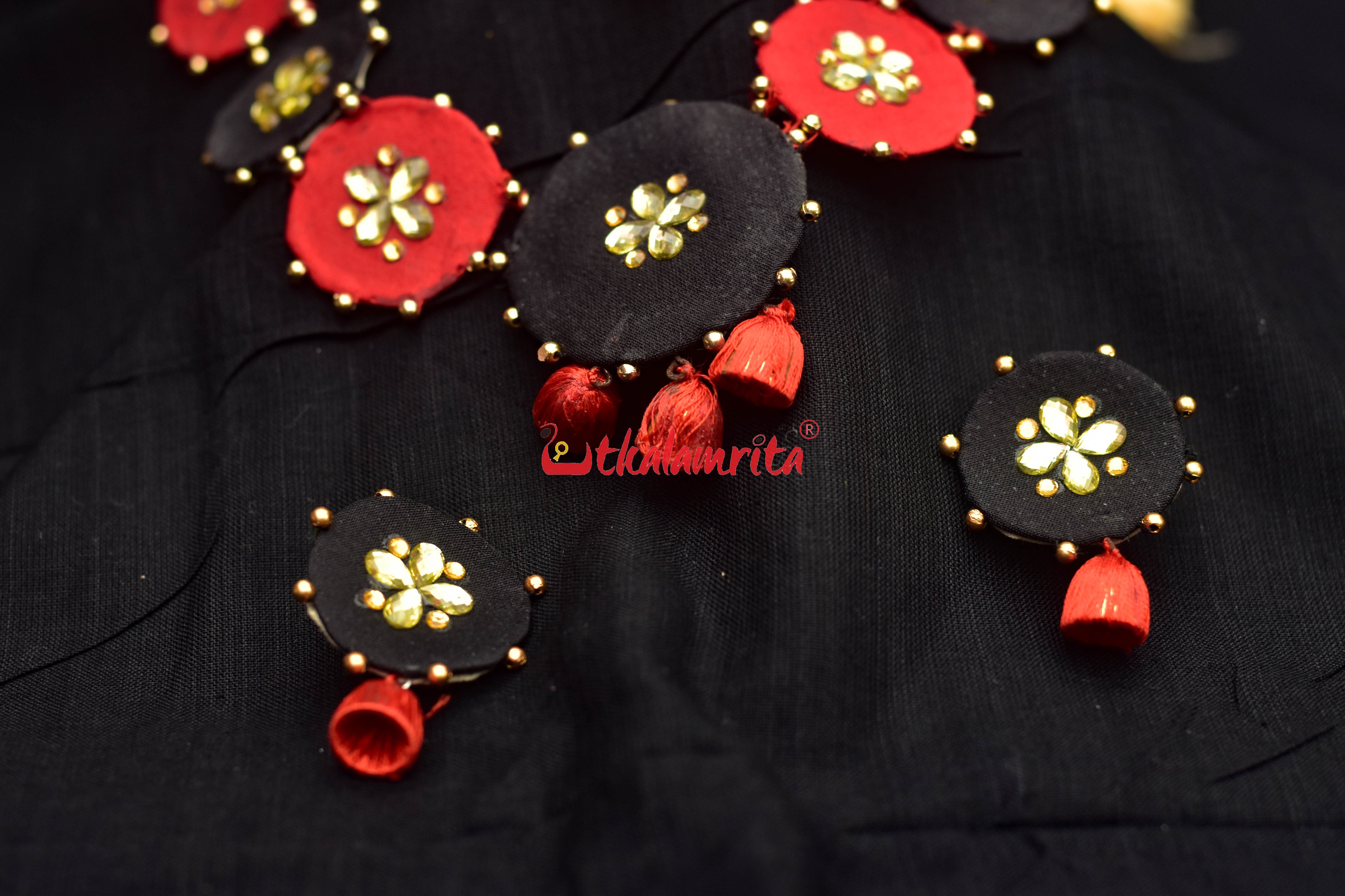 Red Black Silk Jewellery Set Handloom