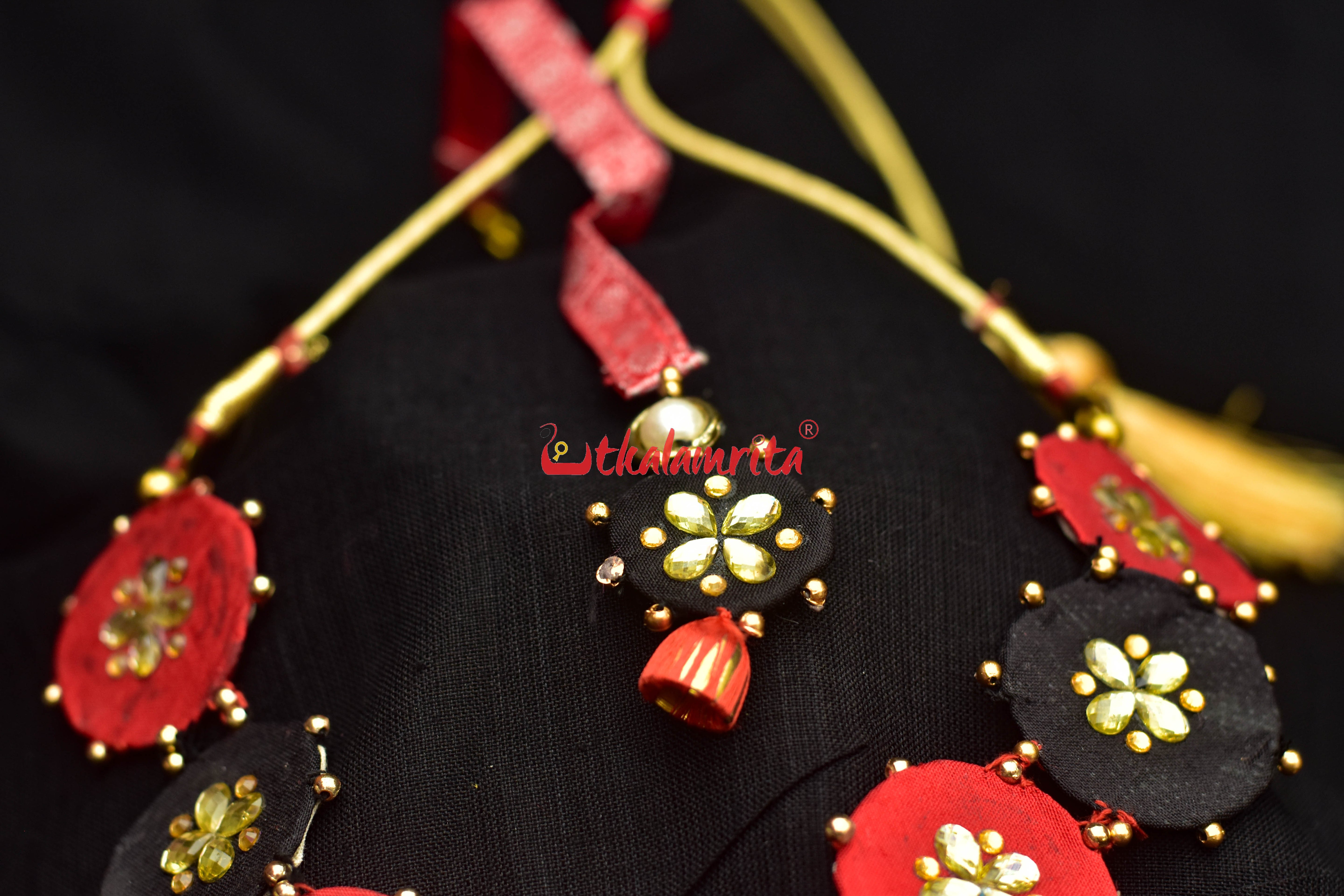 Red Black Silk Jewellery Set Handloom
