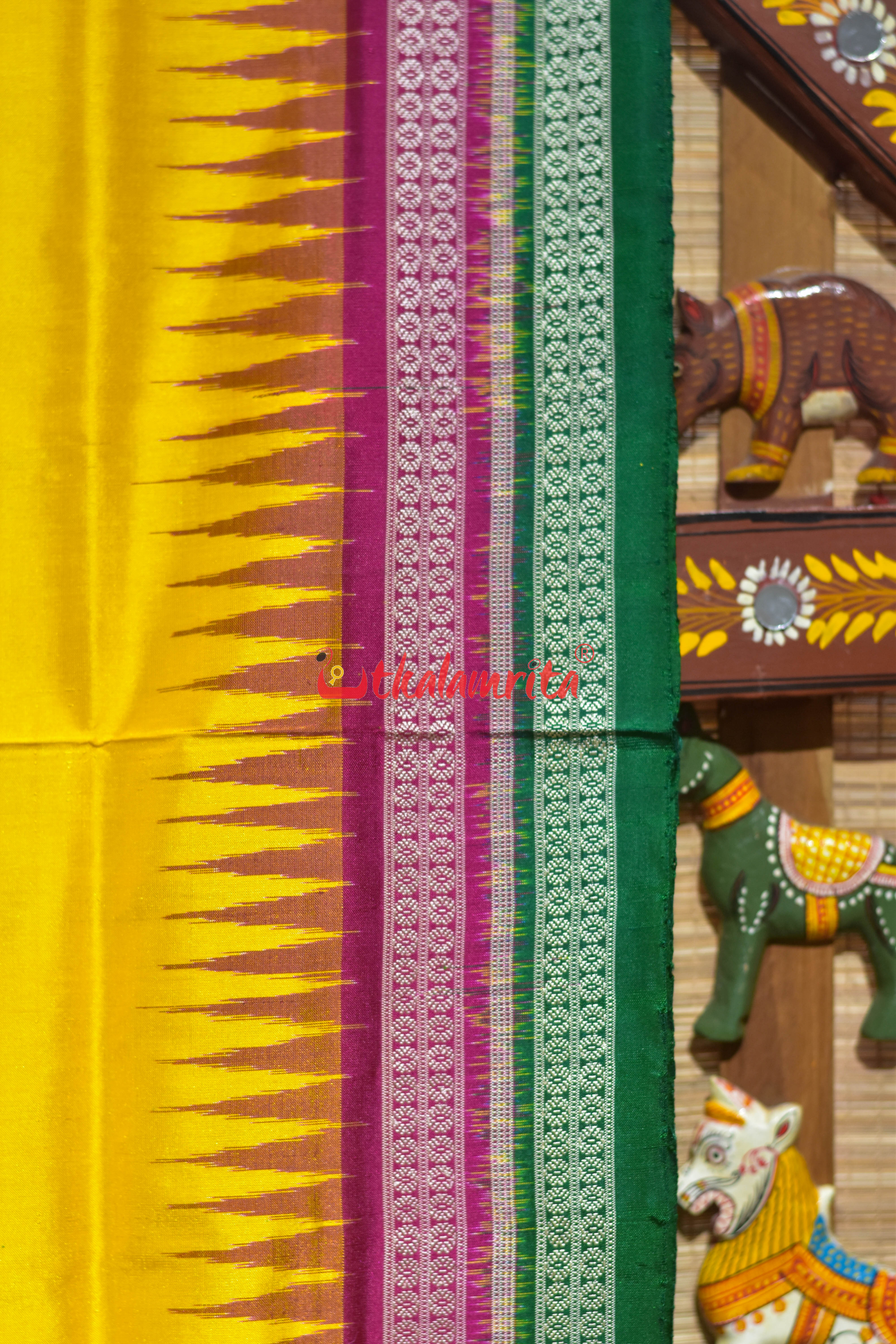 Yellow Rani Green Double Border Bomkai Silk Saree