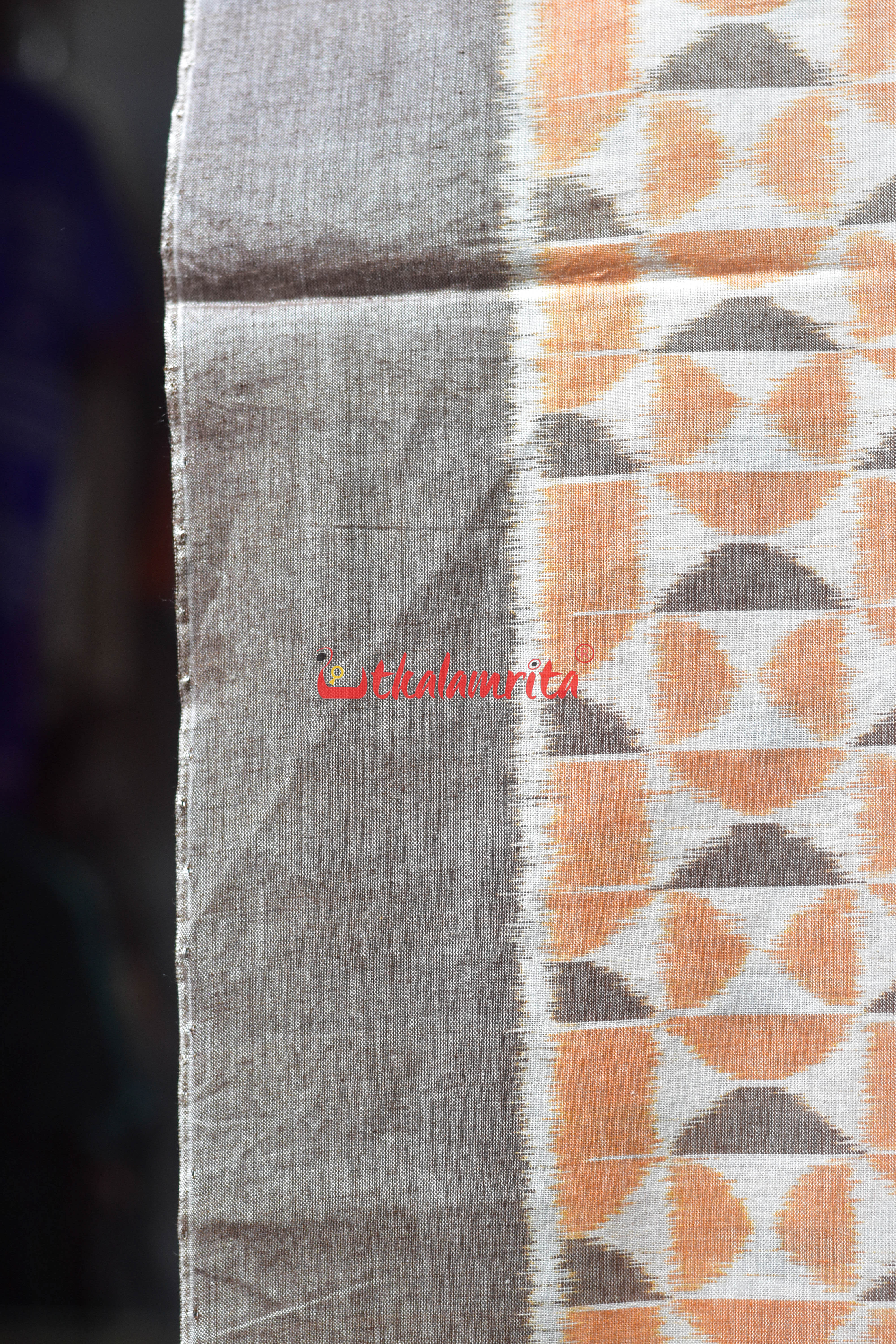 Peach Optical Illusion Khandua Cotton Saree