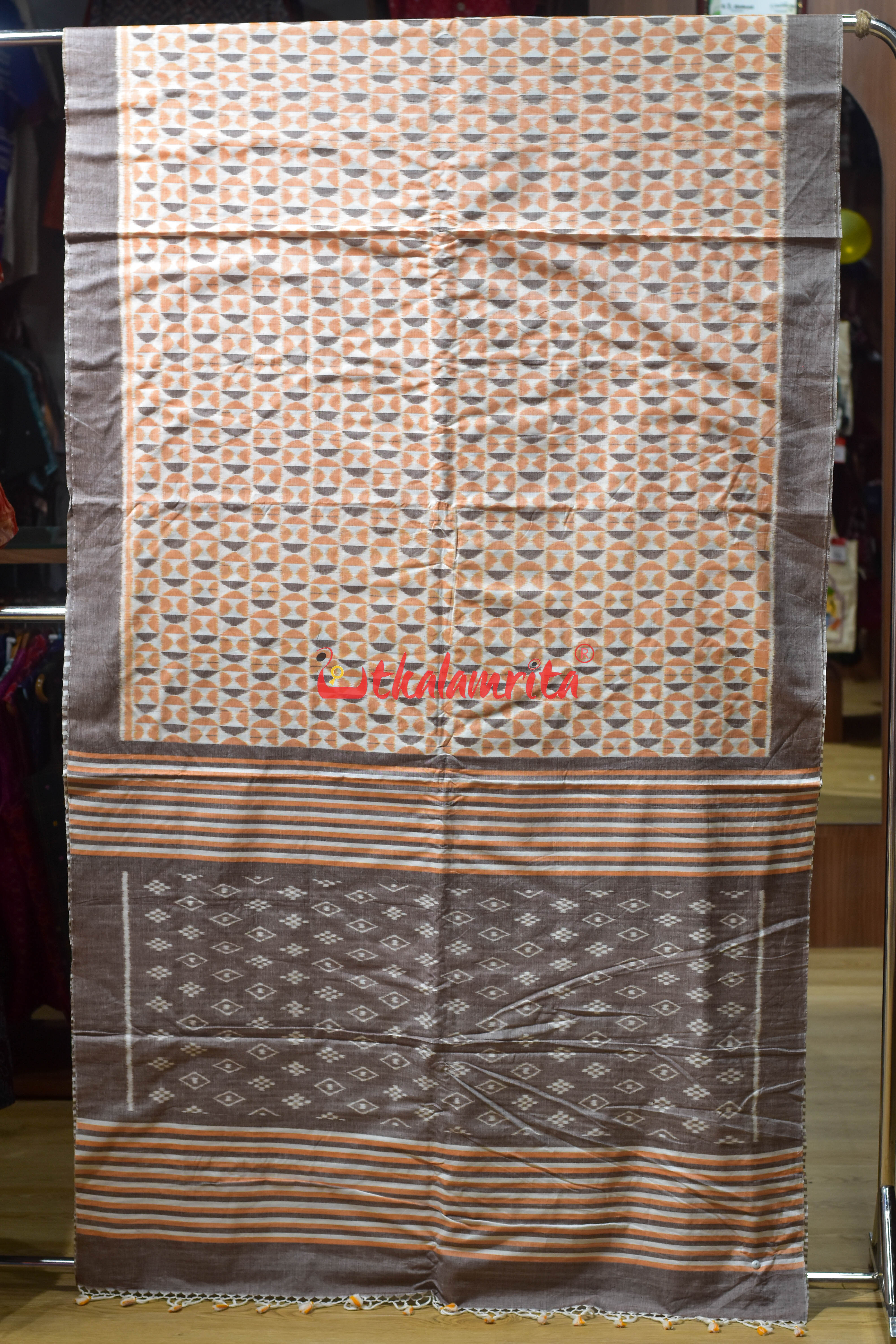 Peach Optical Illusion Khandua Cotton Saree