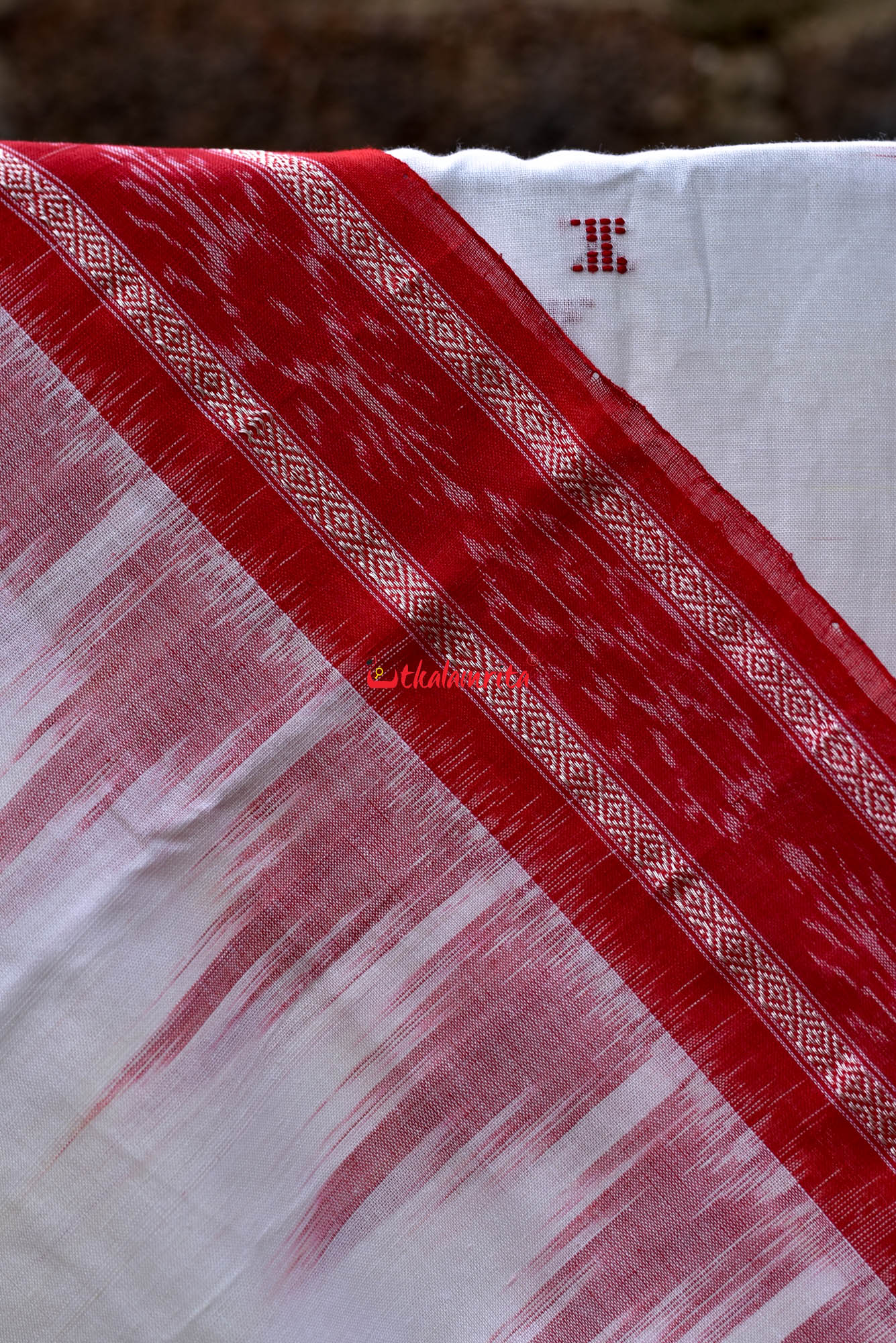 White Red Buti Kumbha Cotton Saree