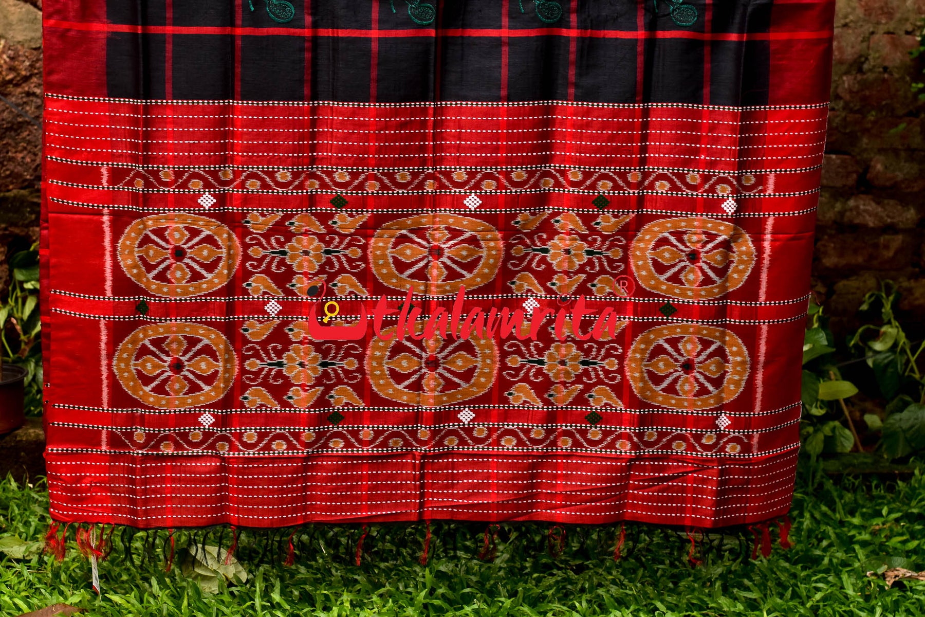 Tussar Santhal Black Red