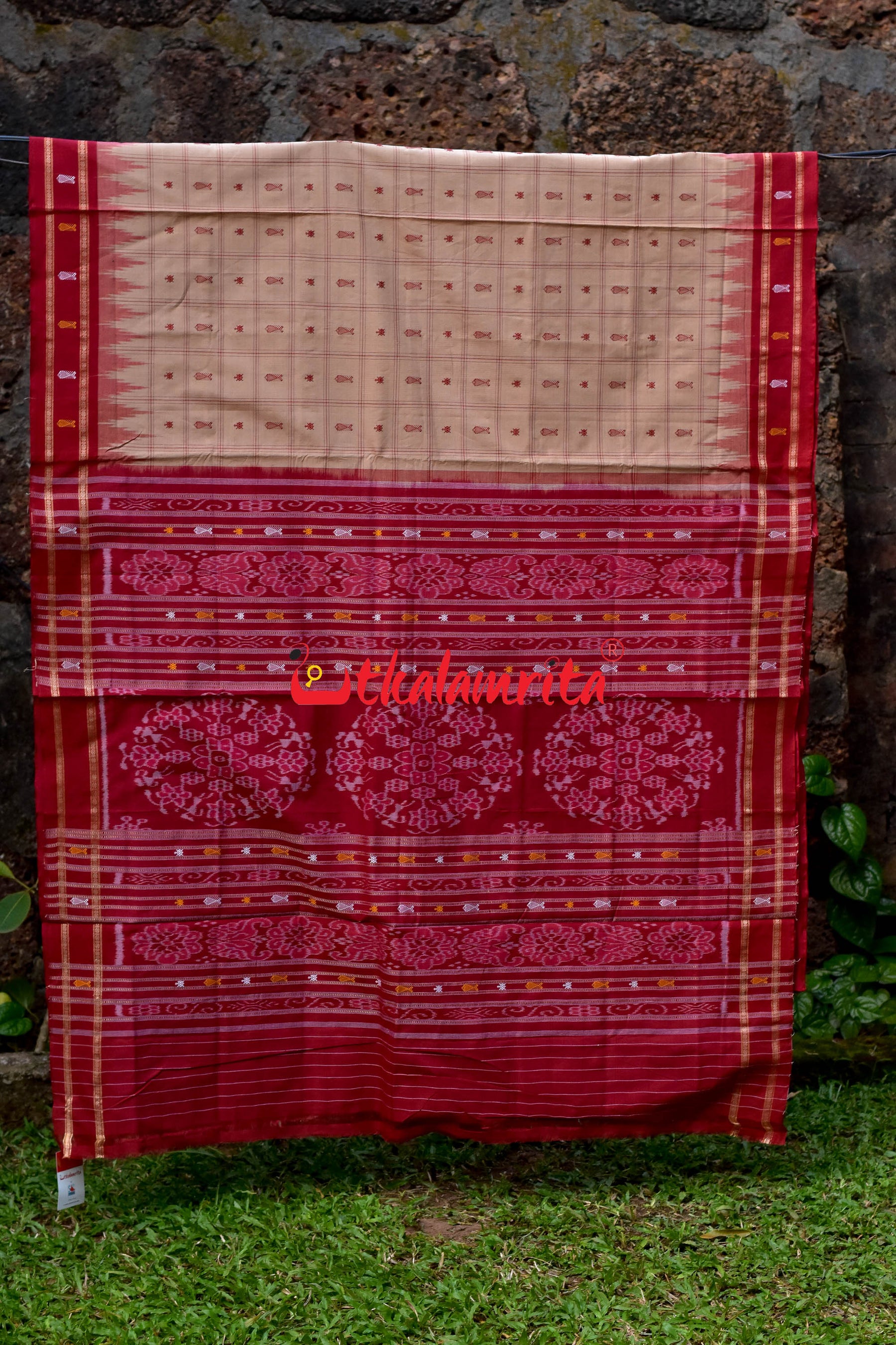 Hazar Buti Kaincha Fish Khandua Cotton Saree