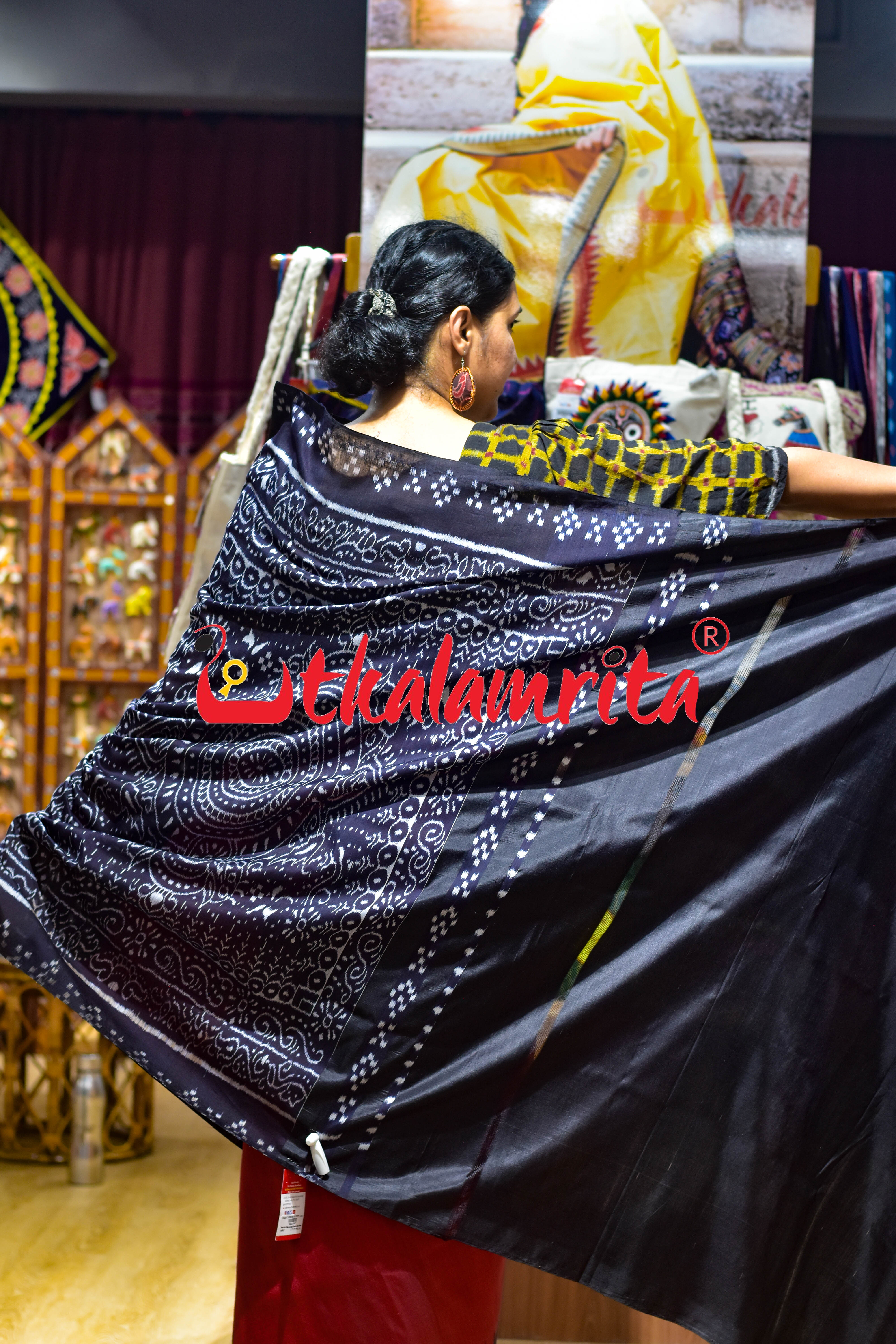 Baala Buti Maroon Black Khandua Silk Saree