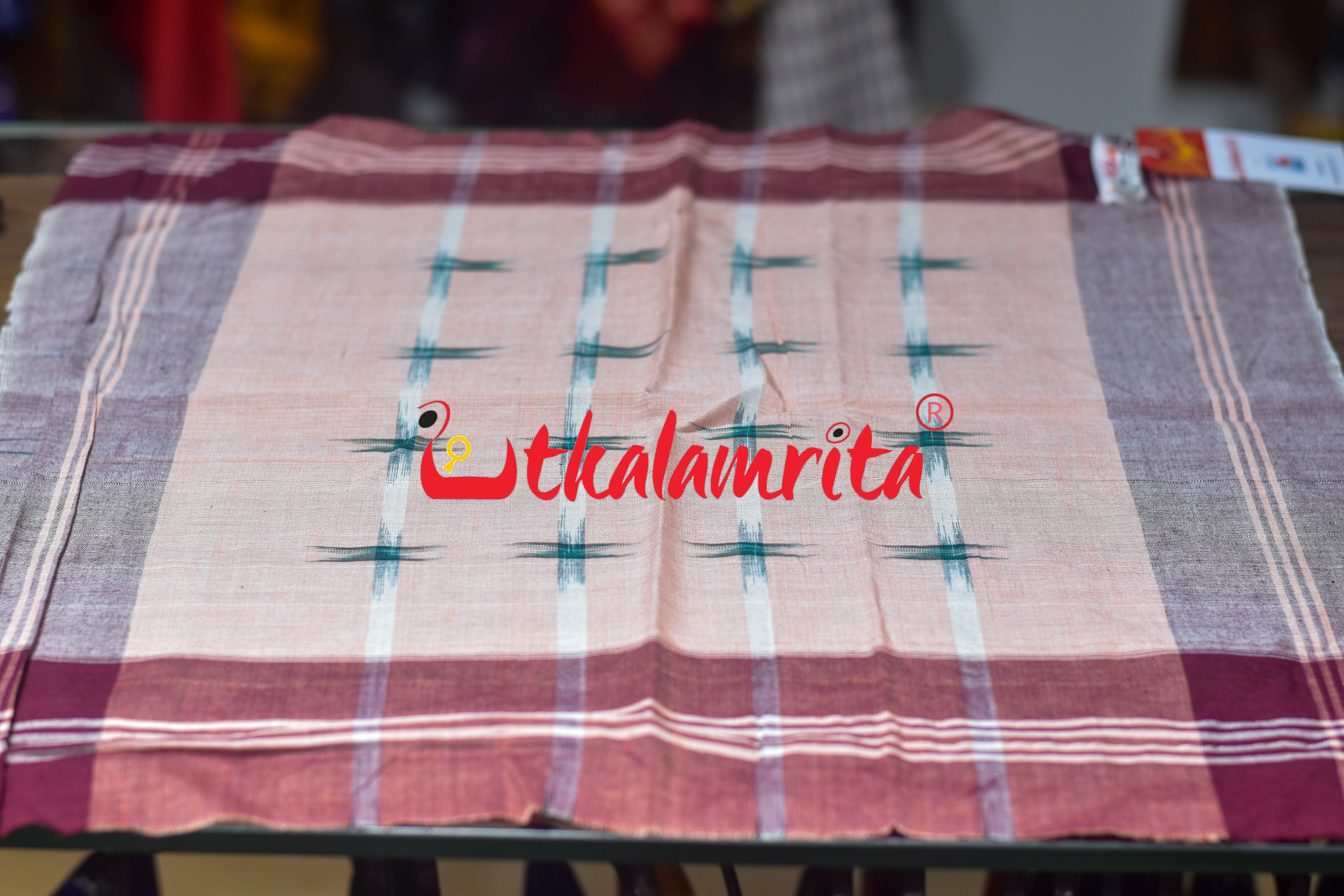 Cream Maroon Star (Rumal)