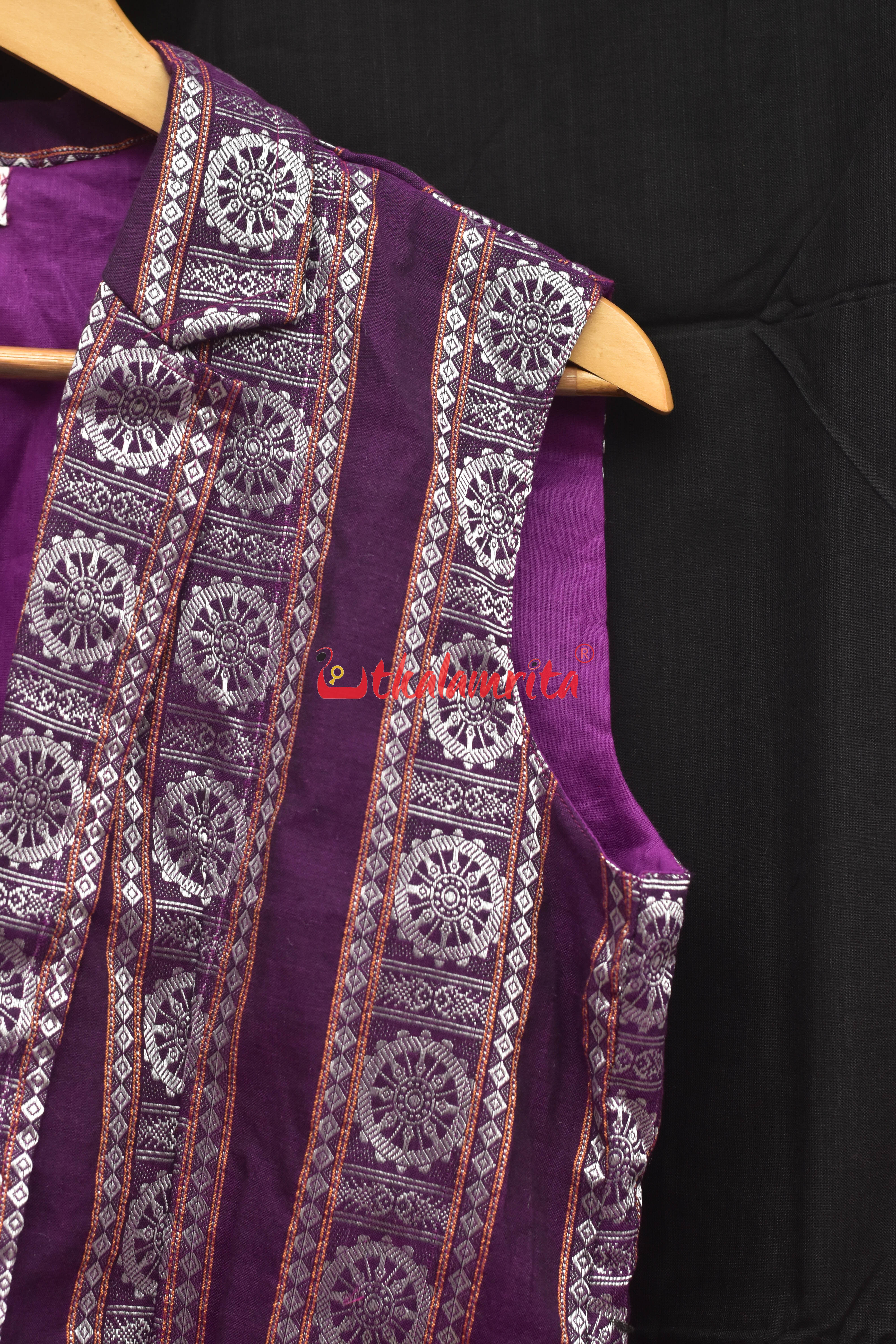 Magenta Konark Sleeveless (Ladies Designer Set)