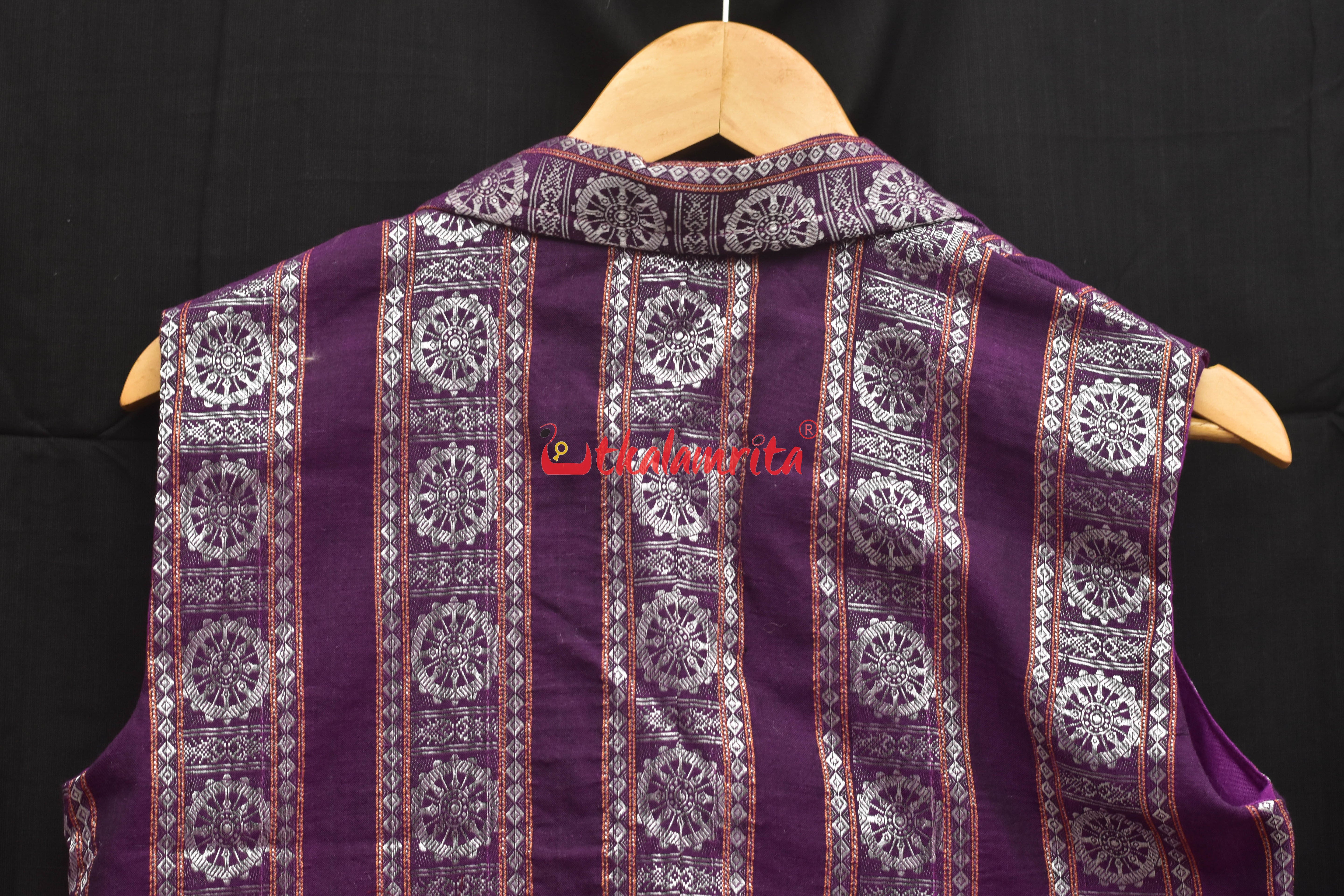 Magenta Konark Sleeveless (Ladies Designer Set)