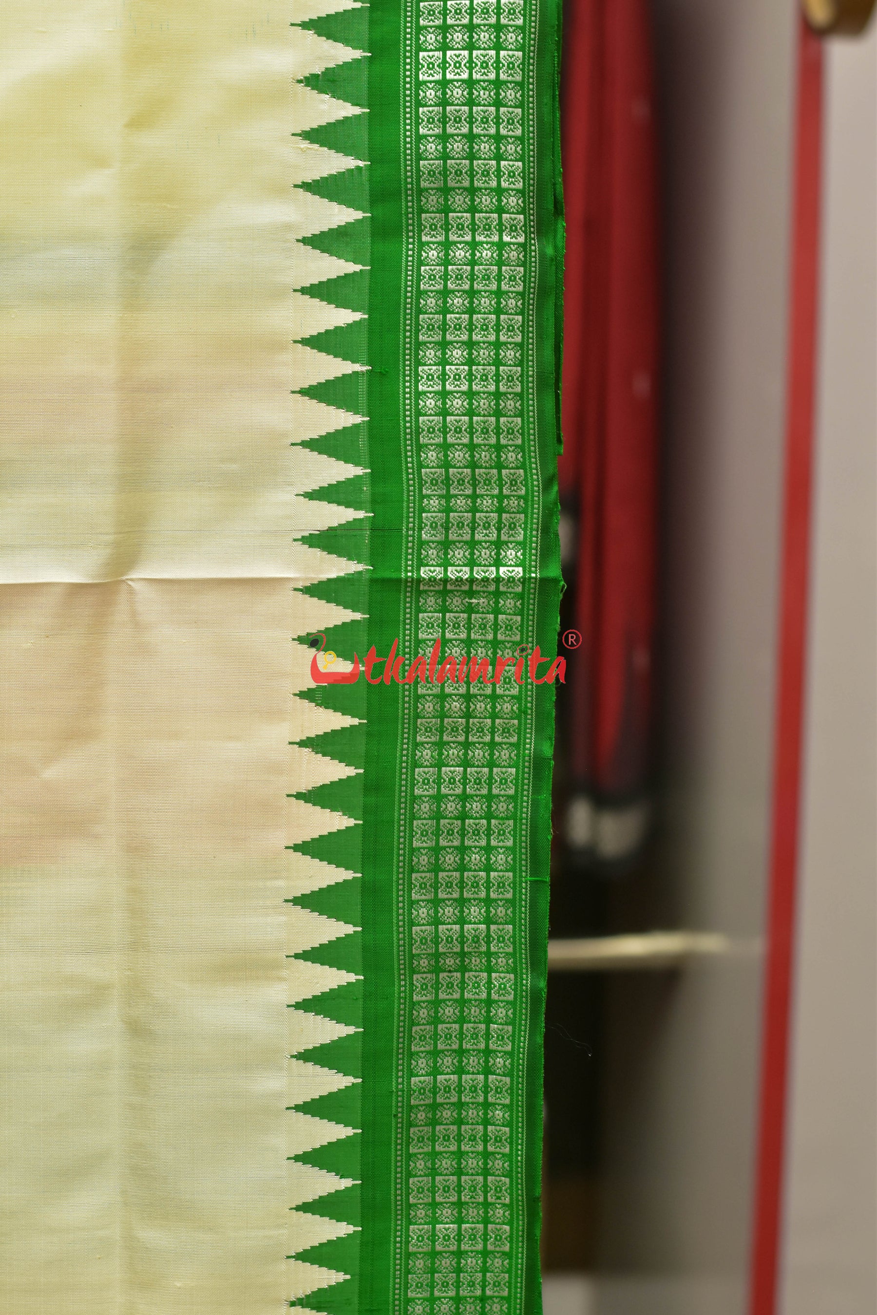 Triranga Kumbha Double Anchal Berhampuri Silk Saree