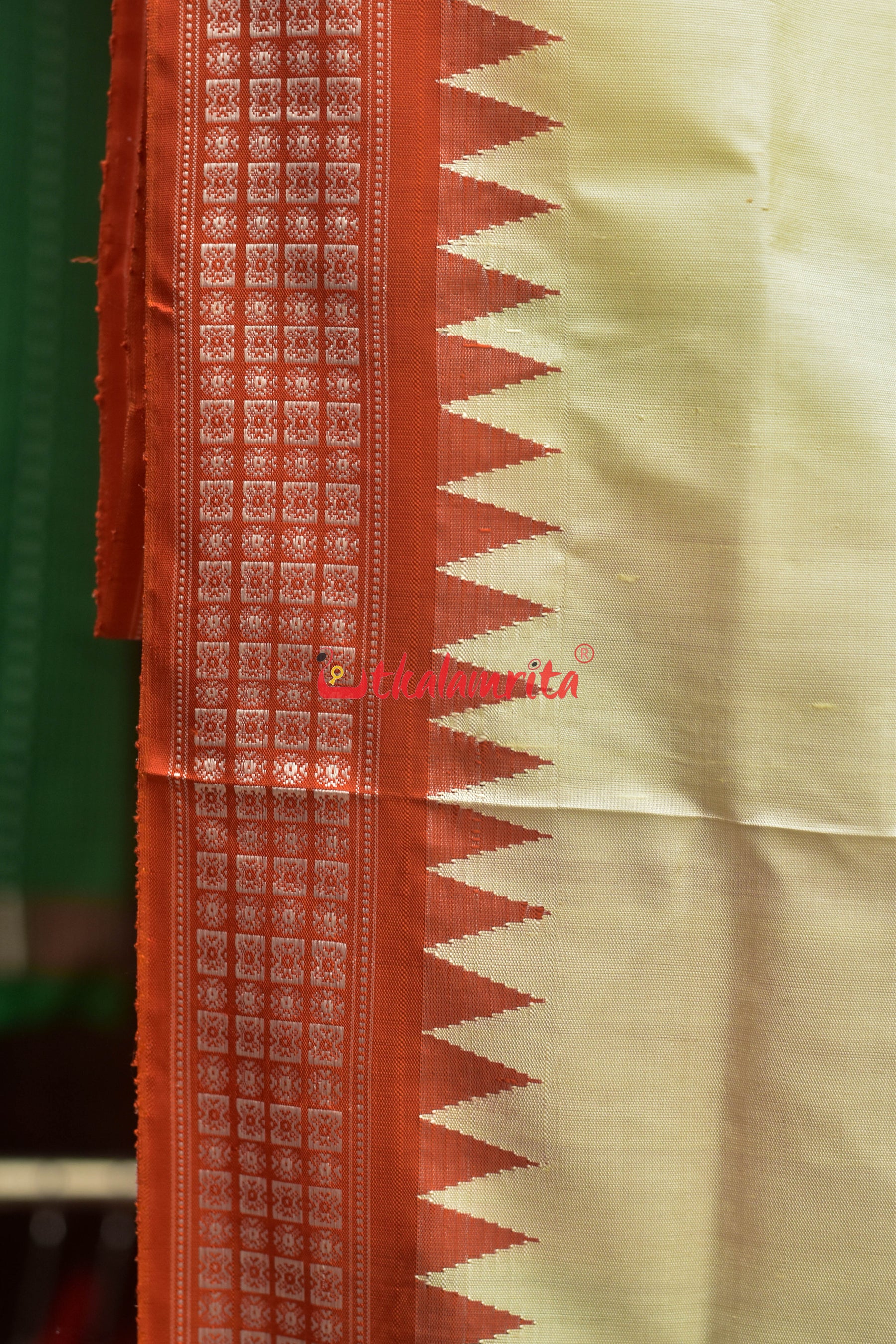 Triranga Kumbha Double Anchal Berhampuri Silk Saree