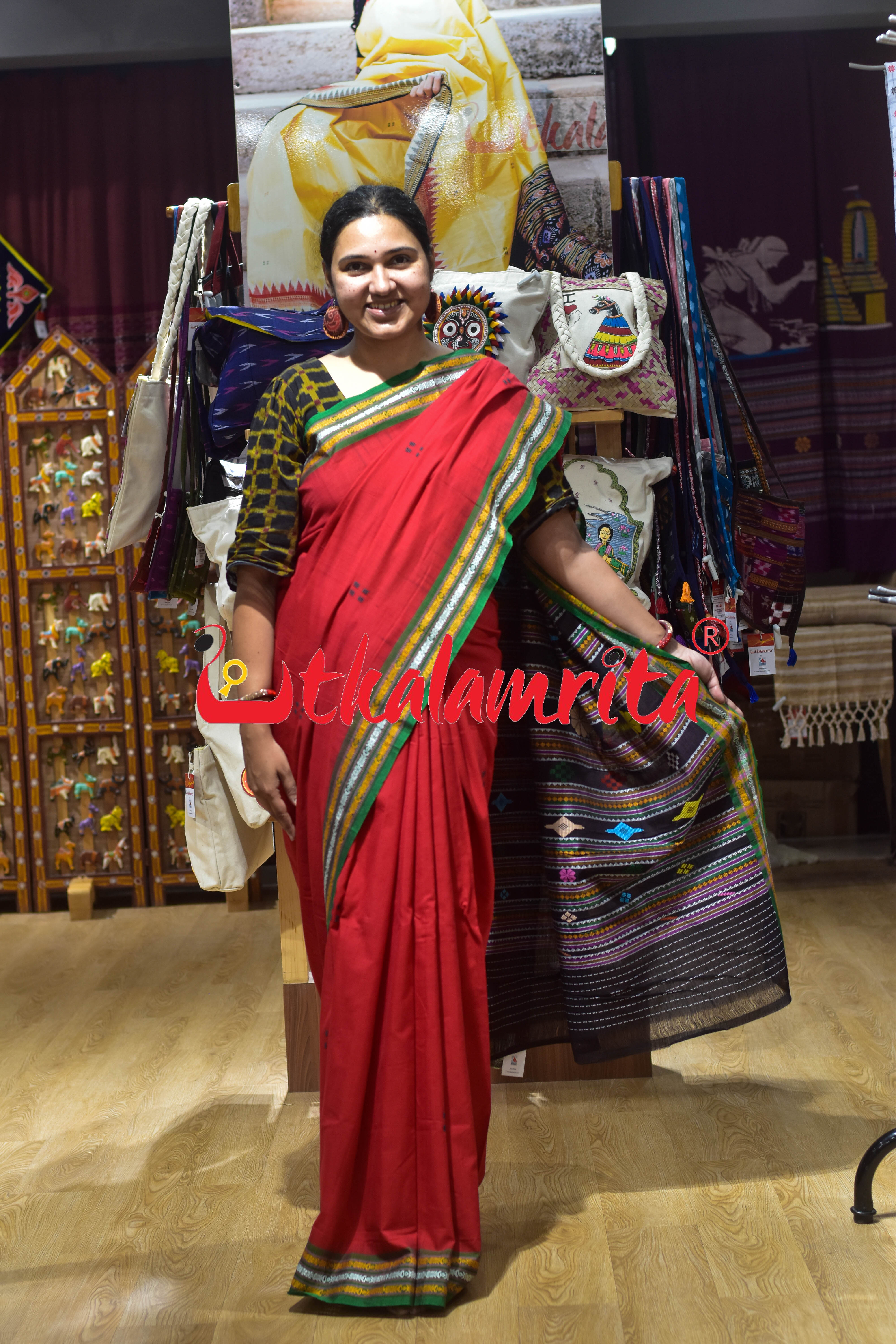 Red Green Buta Dhalapathar Cotton Saree