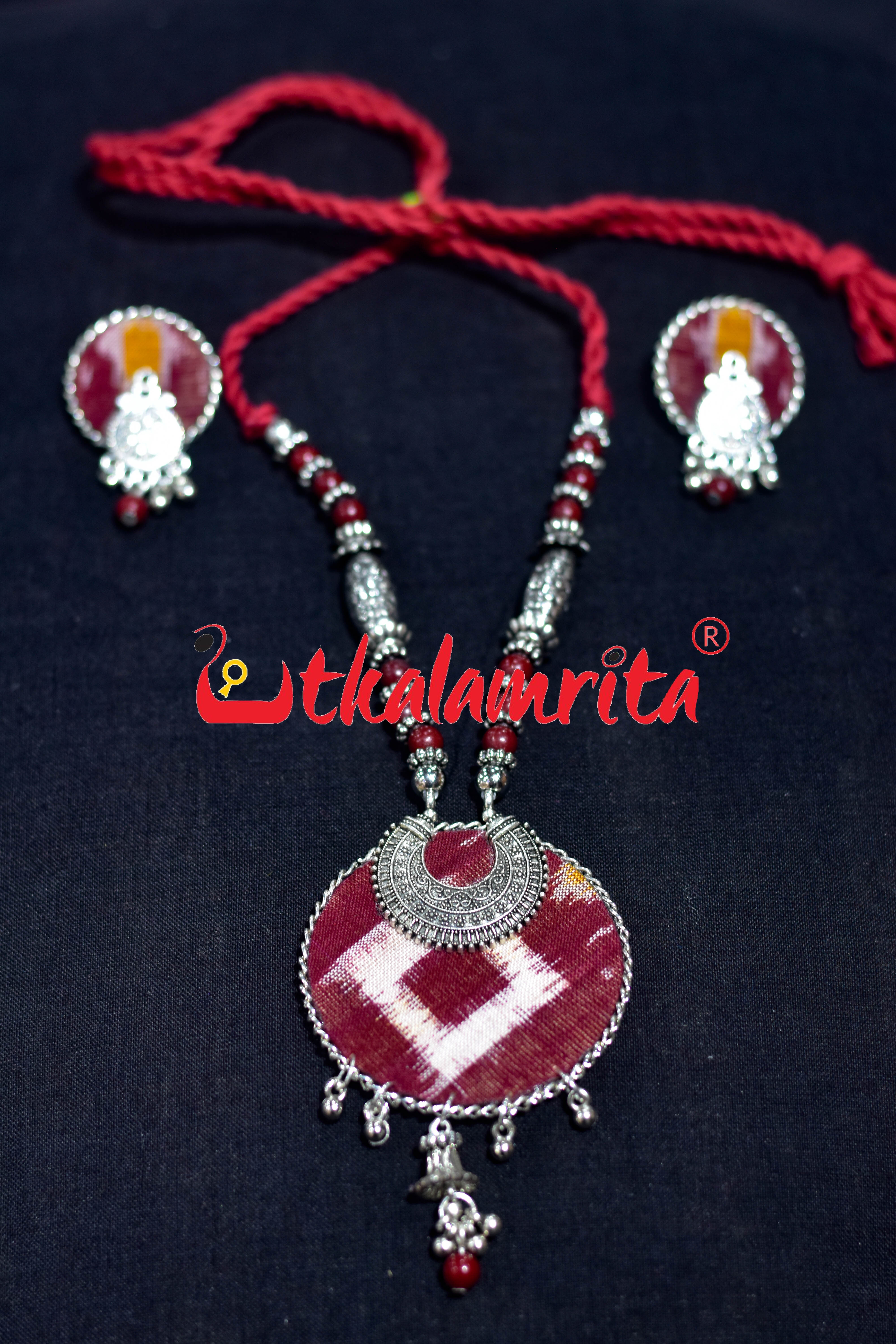 Round Single Pasapali Maroon Silver Necklace Set