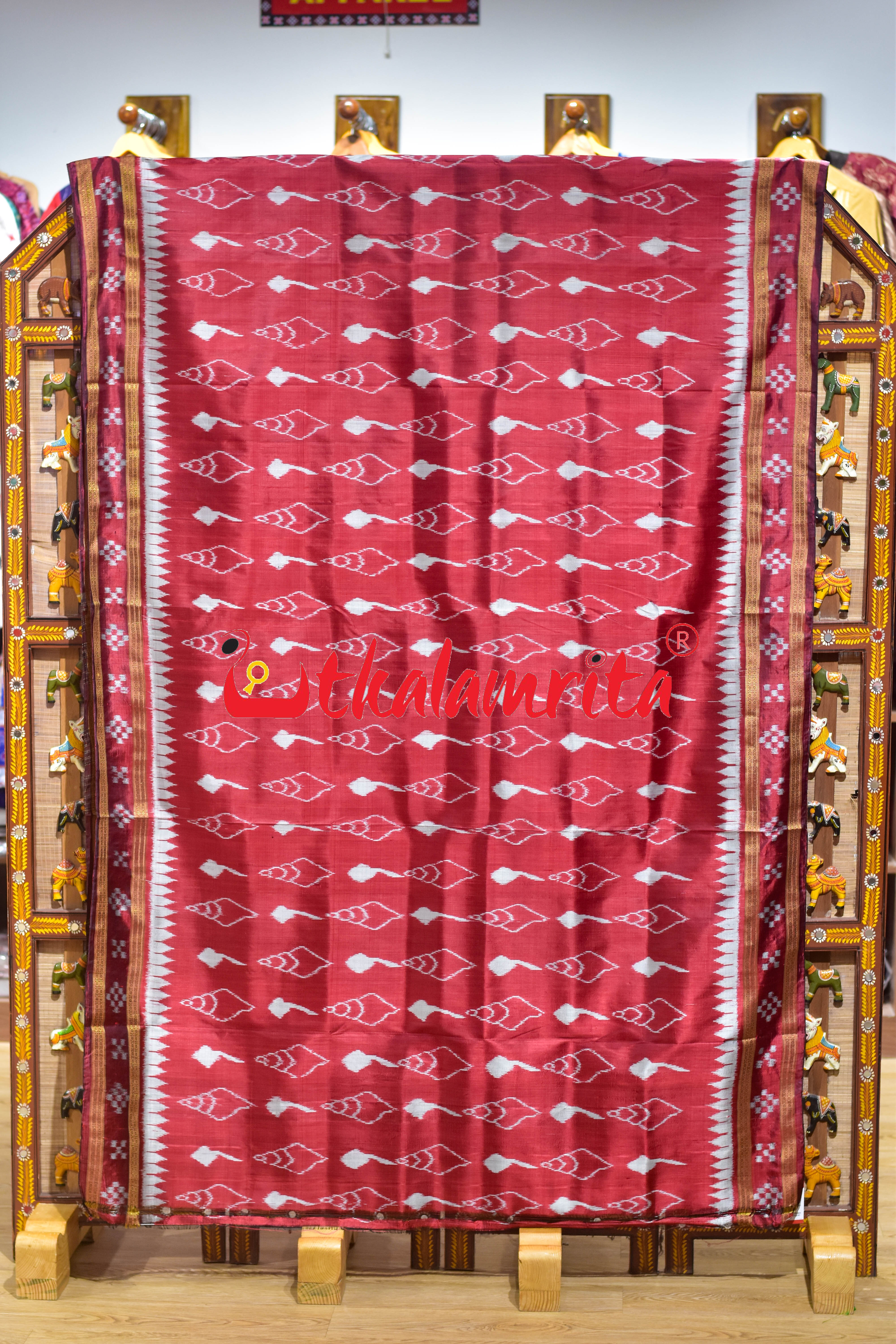 Maroon Body Sankha Khandua Silk Saree