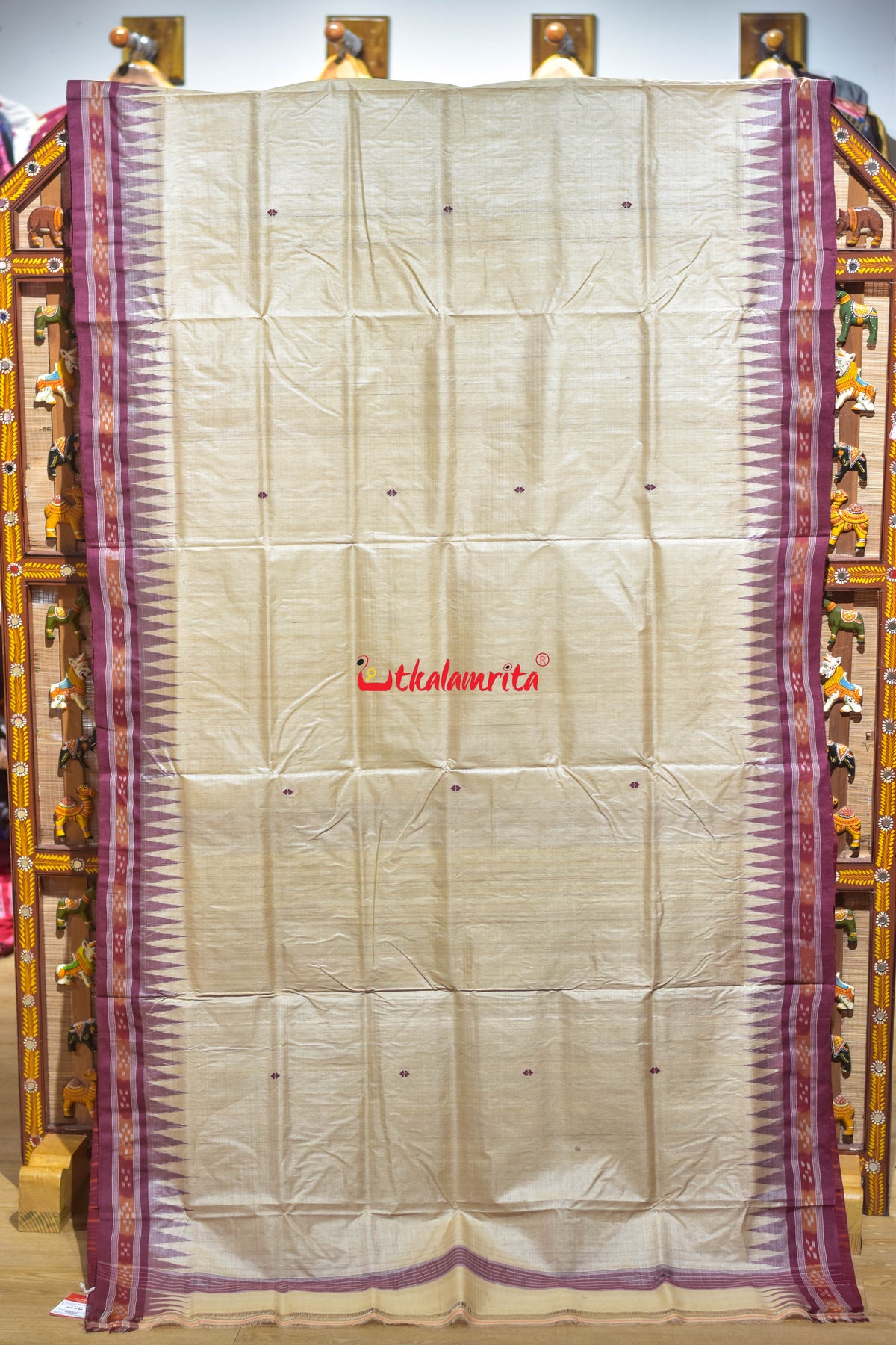 Natural Maroon Border Pasapali Gopalpur Tussar Silk Saree