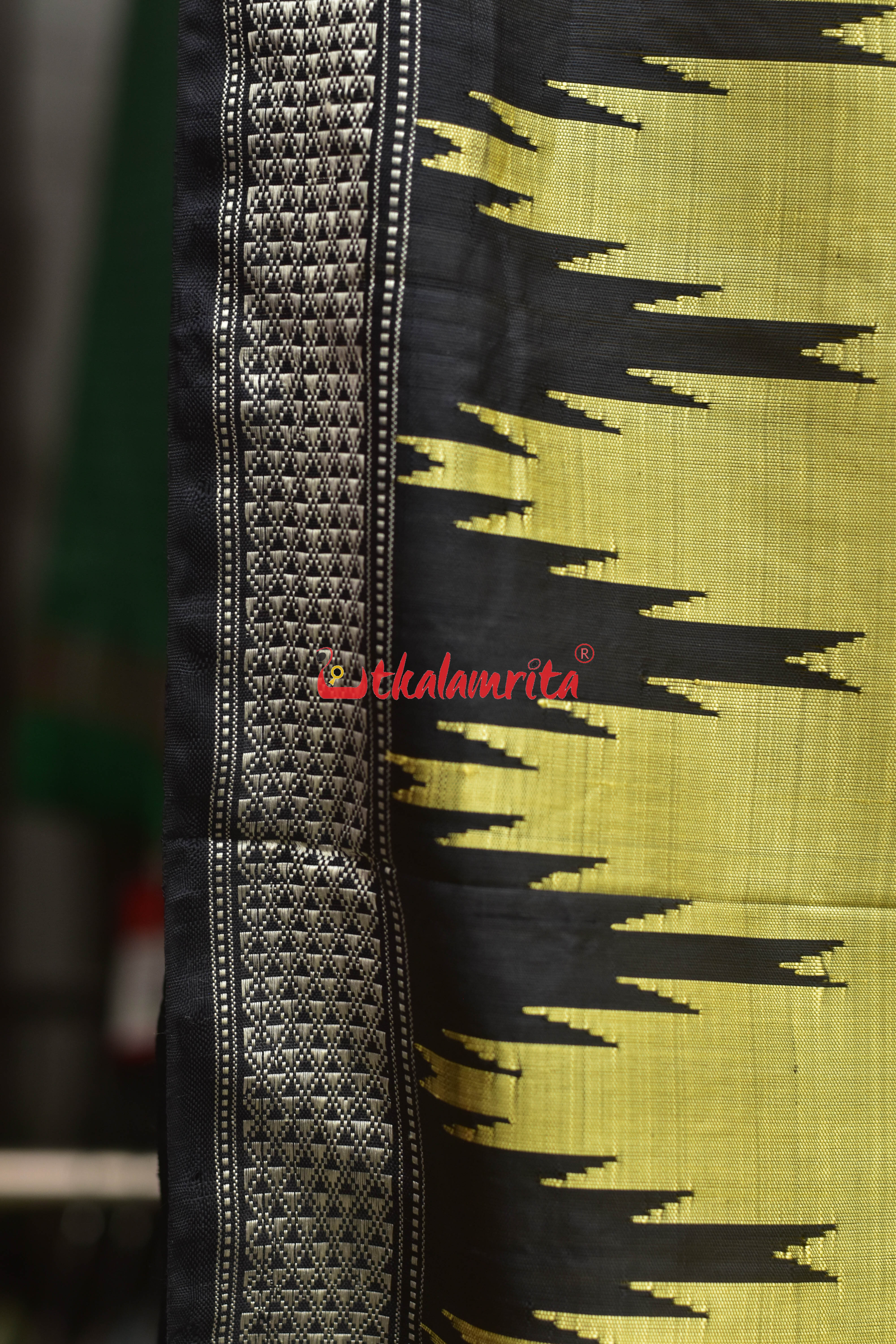 Golden Ivory Double Anchal Berhampuri Silk Saree
