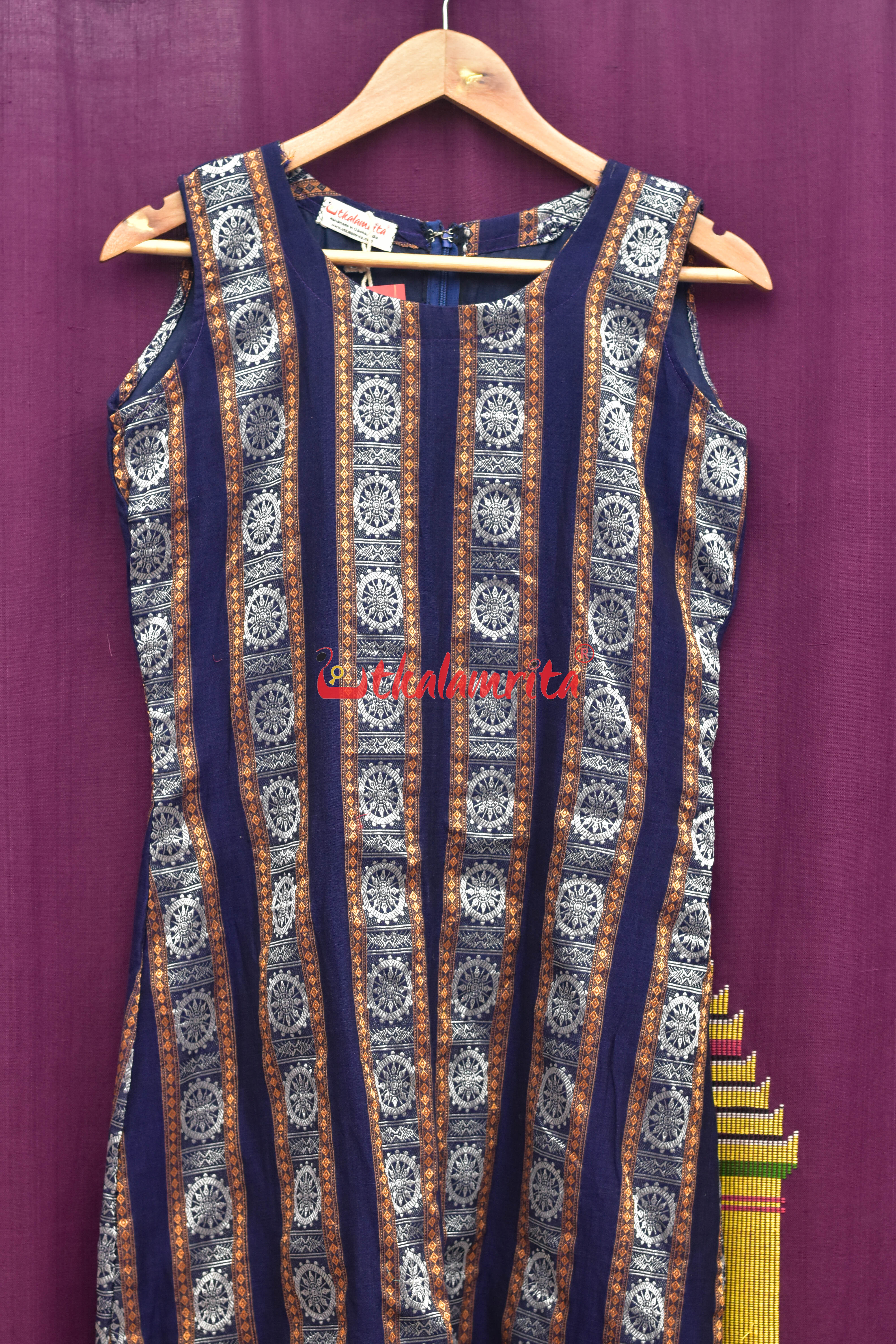Konark Wheels Sleeveless (Ladies' Kurti)