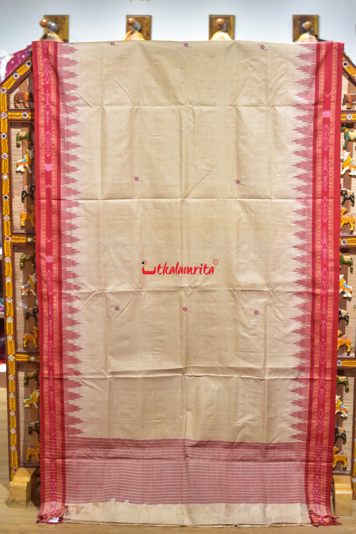 Natural Red Phoda Kumbha Tussar Silk Saree