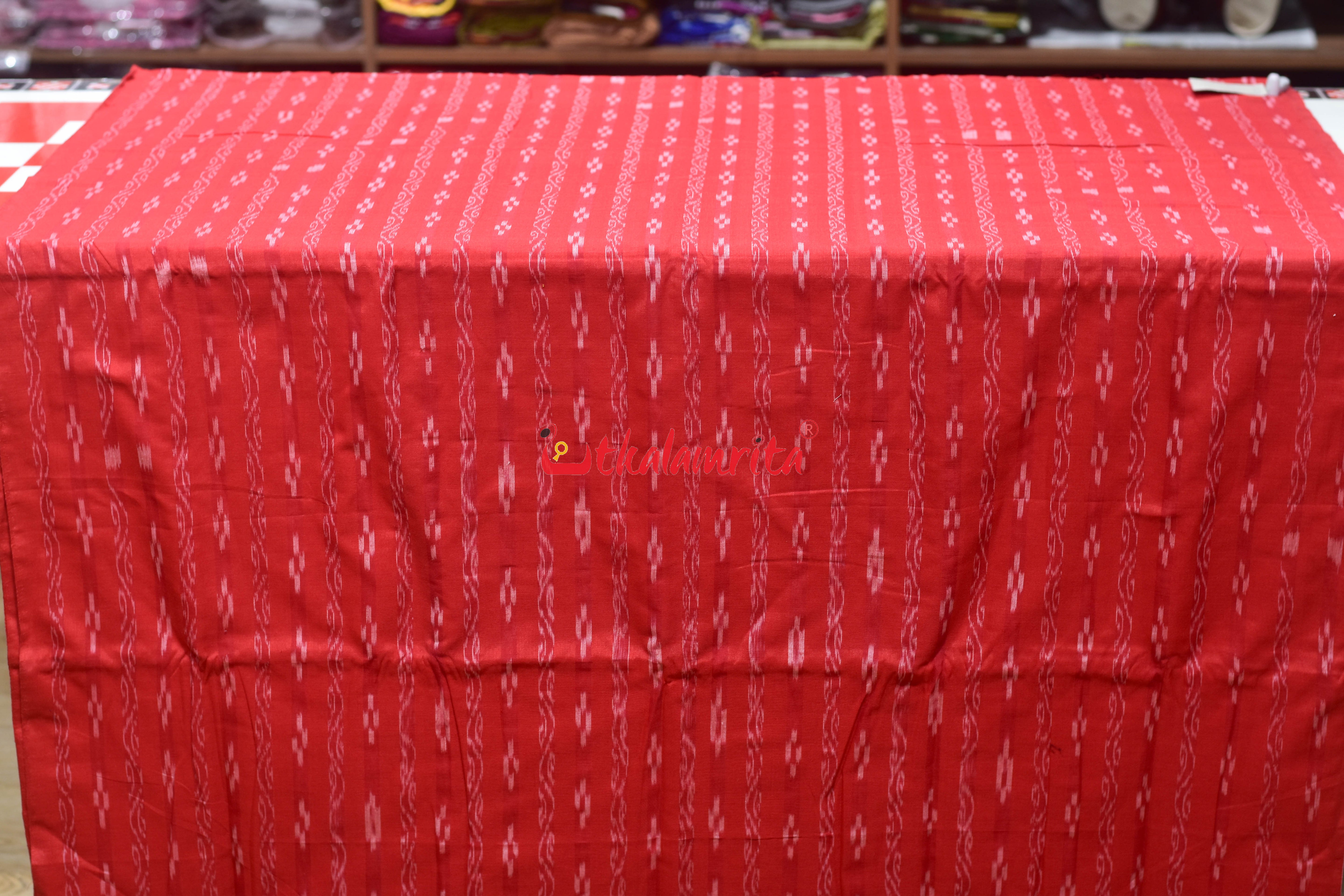 Red Lata Pasapali Cotton (Fabric)
