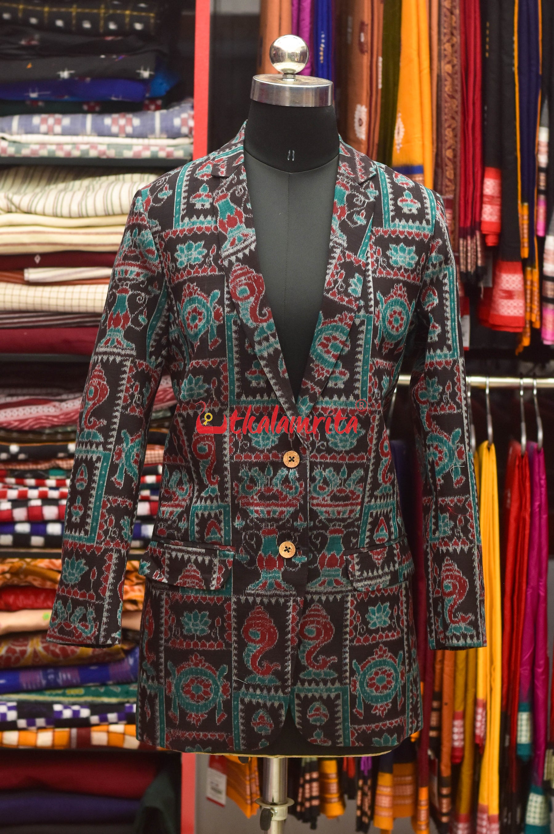 Black Sankha & Flowers (Ladies' Long Blazer)