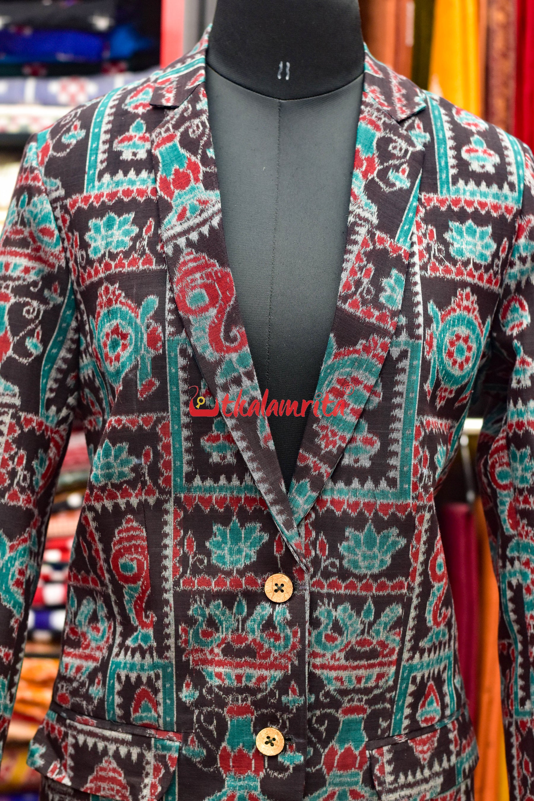 Black Sankha & Flowers (Ladies' Long Blazer)