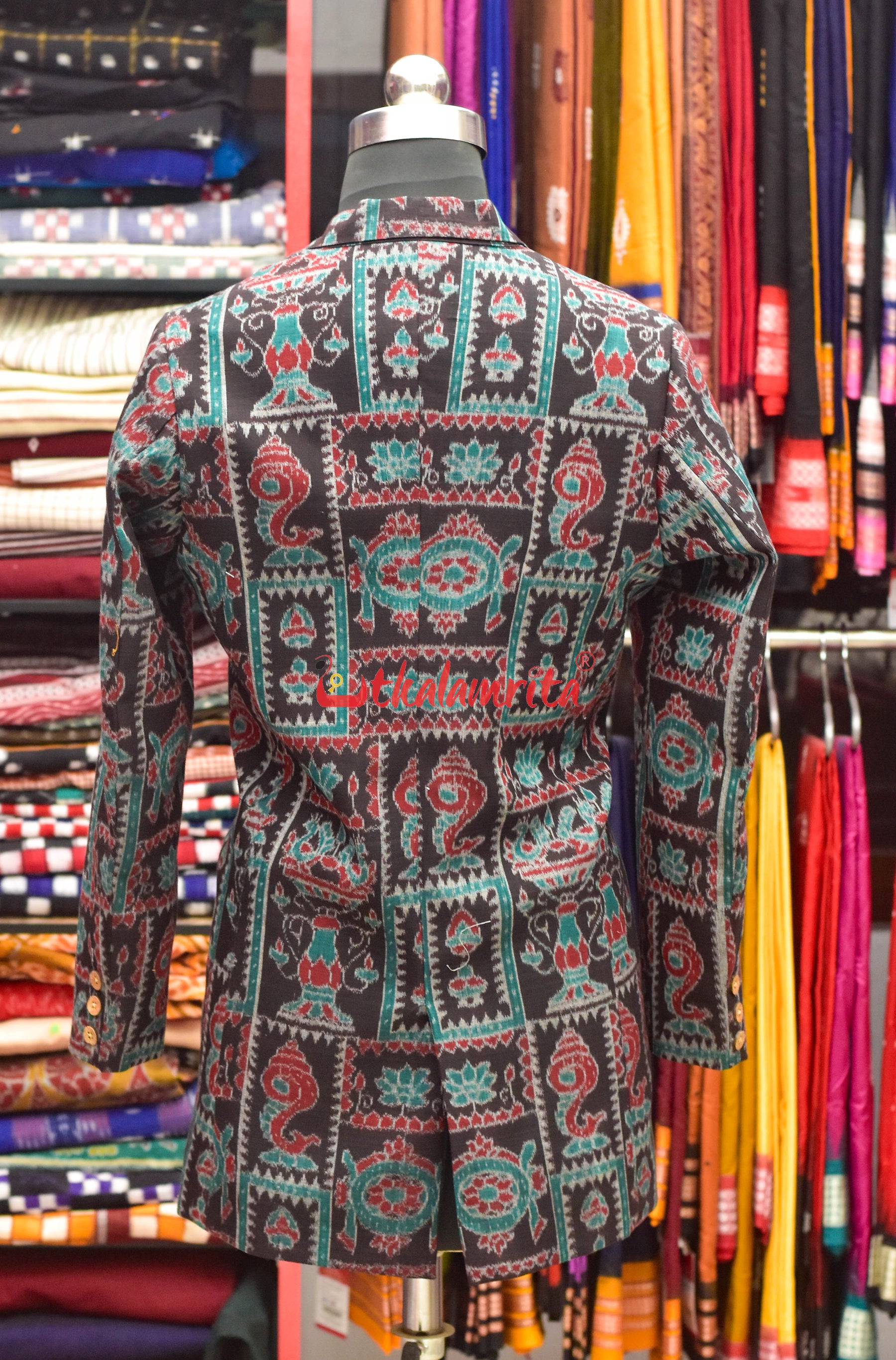 Black Sankha & Flowers (Ladies' Long Blazer)