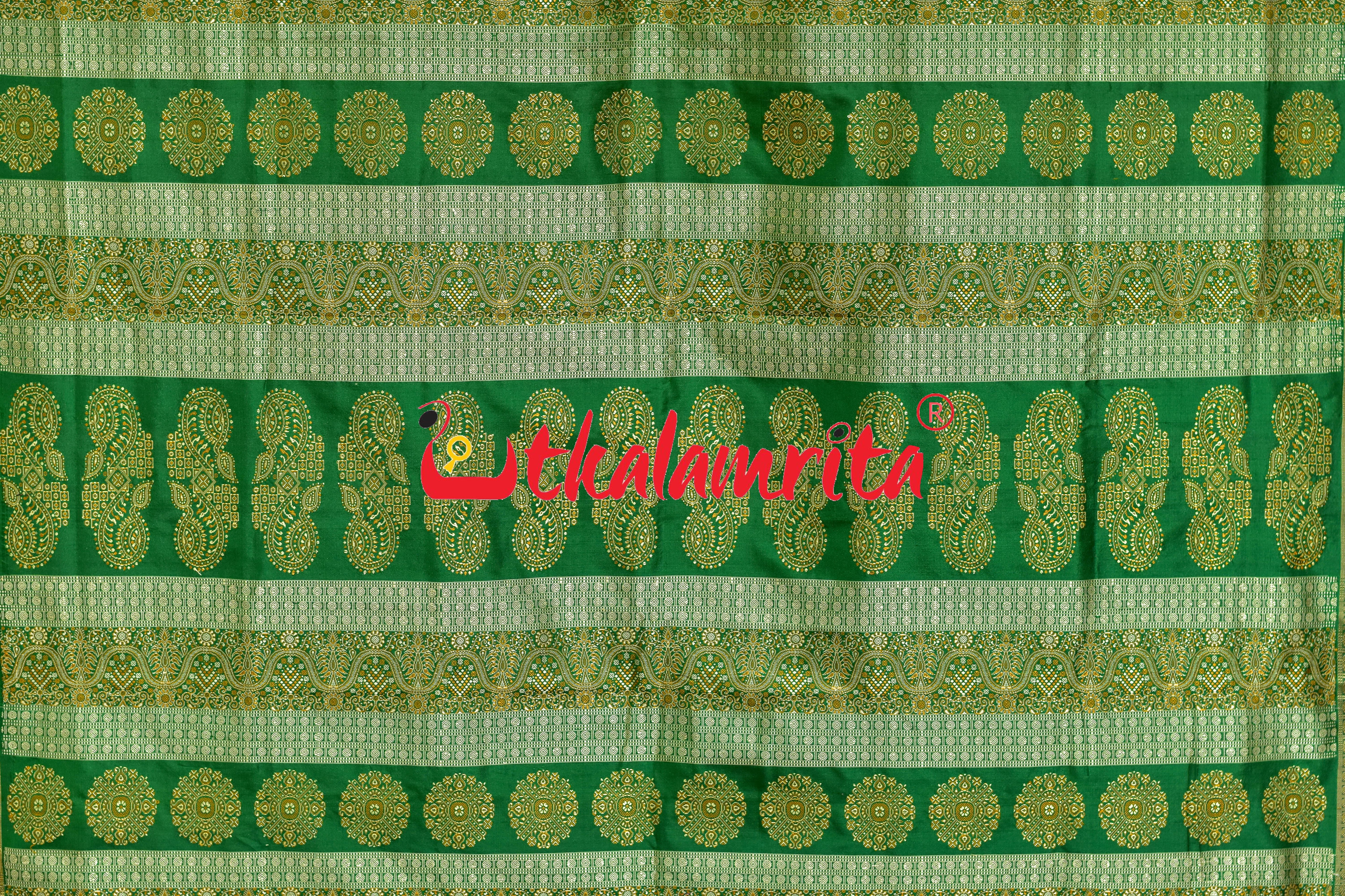 Mini Buti Frooti Golden Green Bomkai Silk Saree