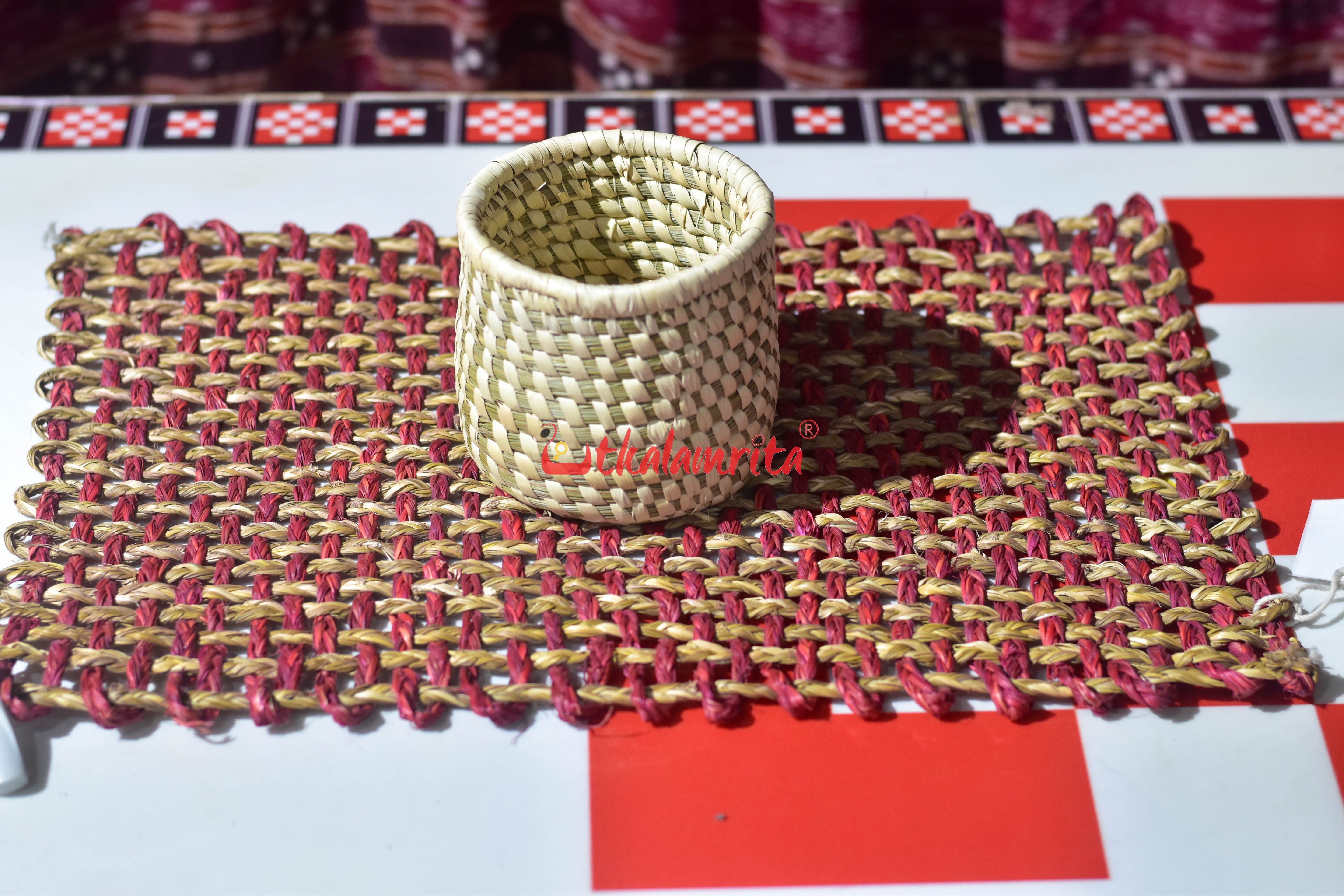 Sabai Grass Jali Mat Single Layer (Maroon & Natural)