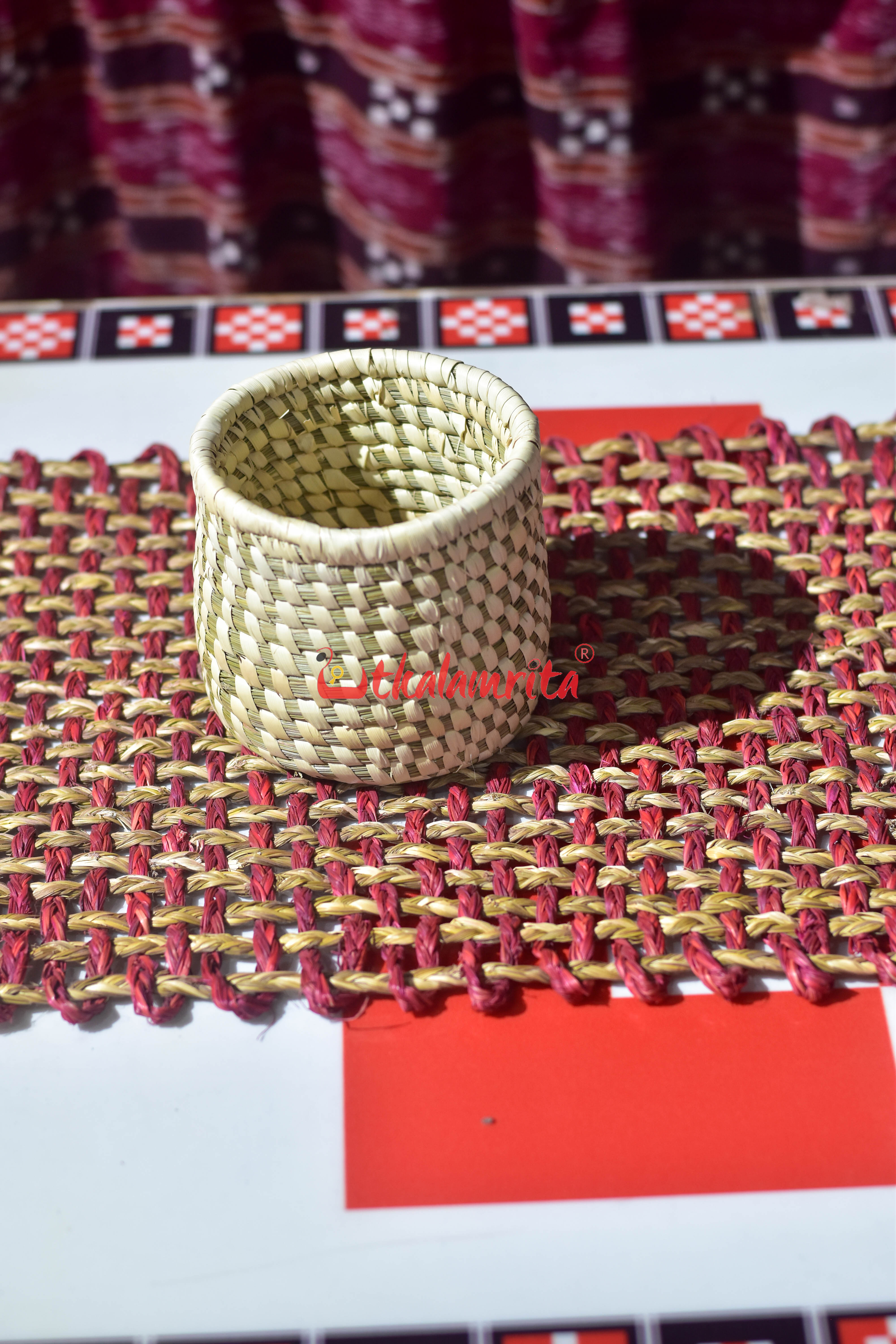 Sabai Grass Jali Mat Single Layer (Maroon & Natural)