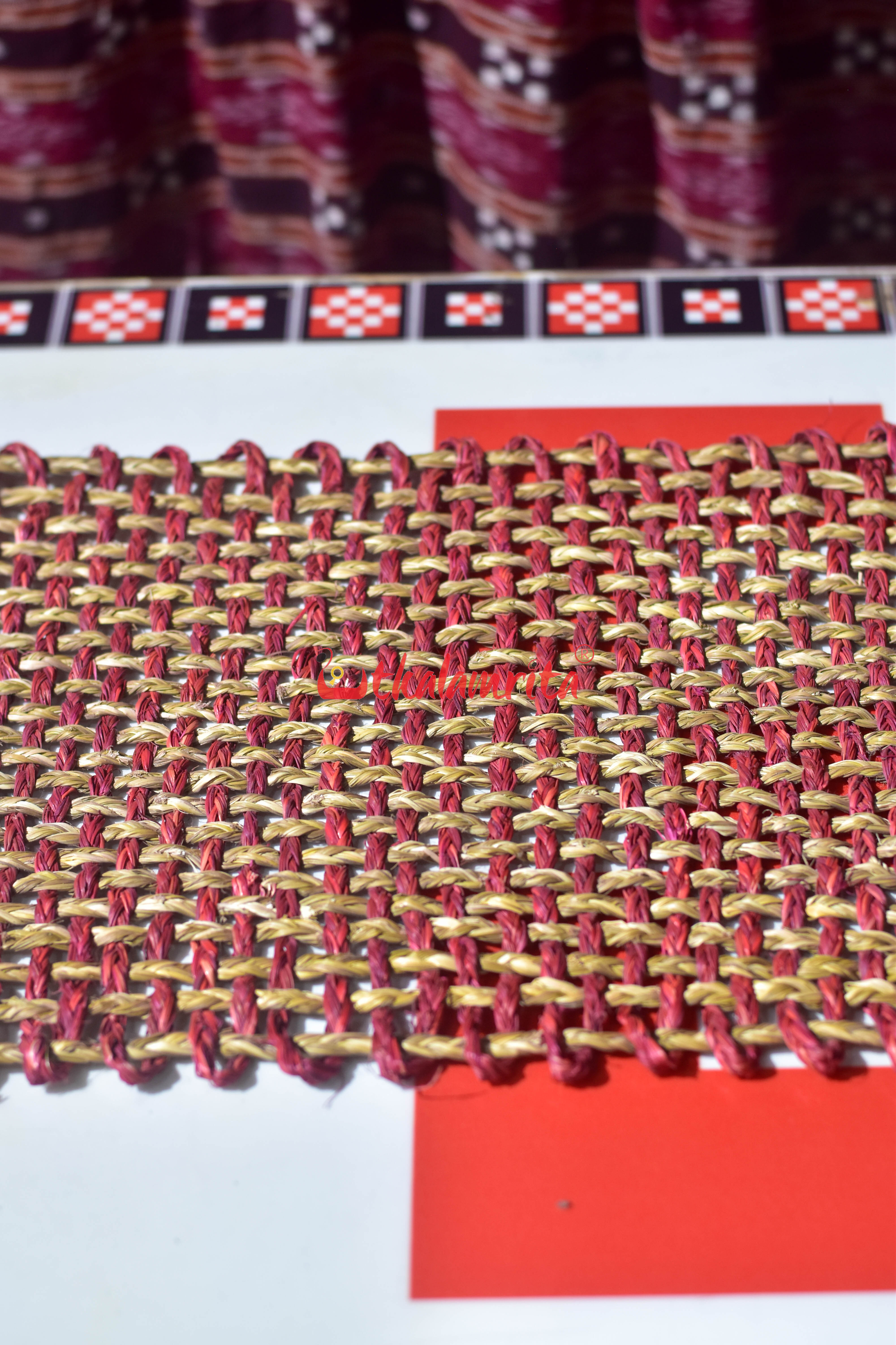 Sabai Grass Jali Mat Single Layer (Maroon & Natural)