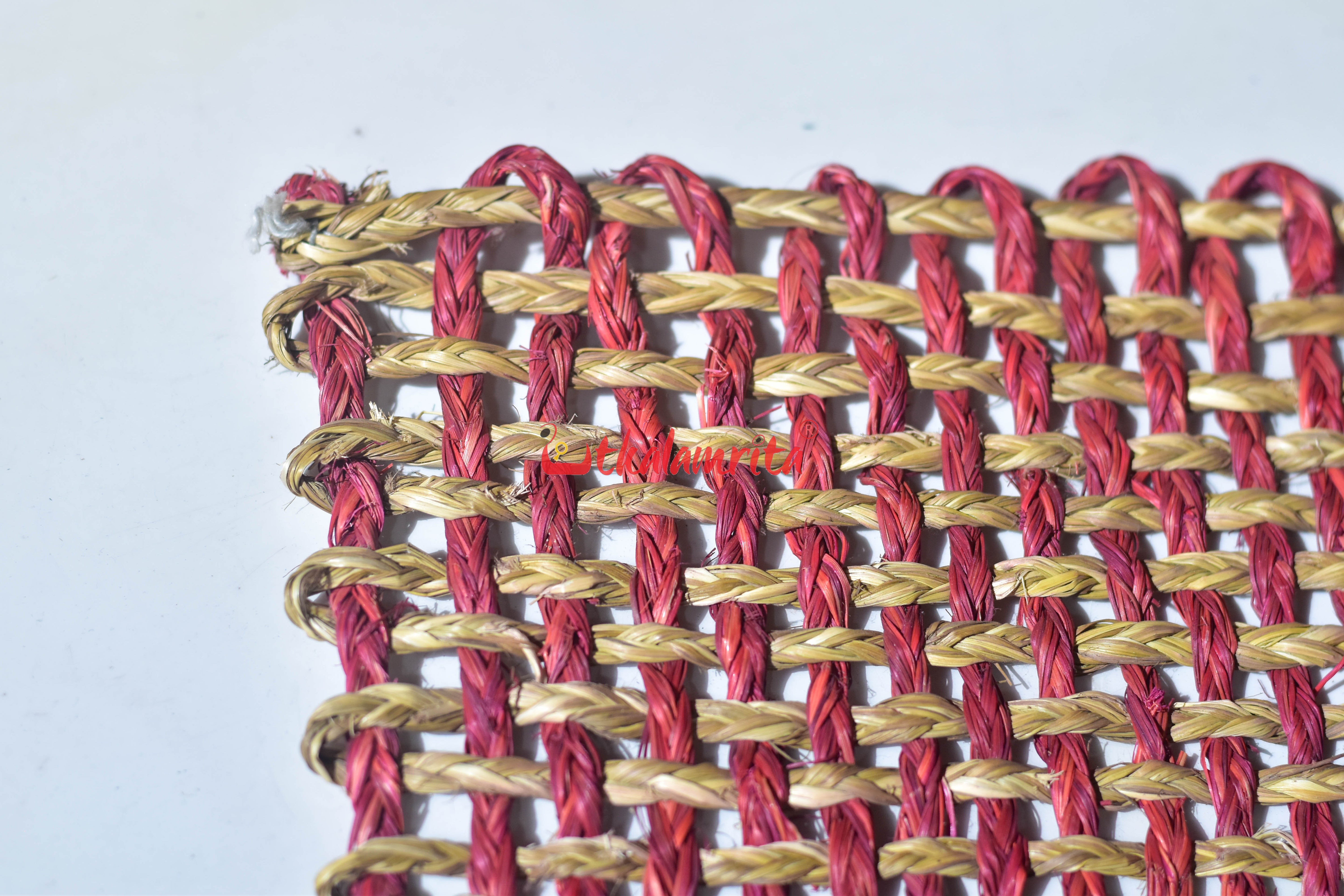 Sabai Grass Jali Mat Single Layer (Maroon & Natural)