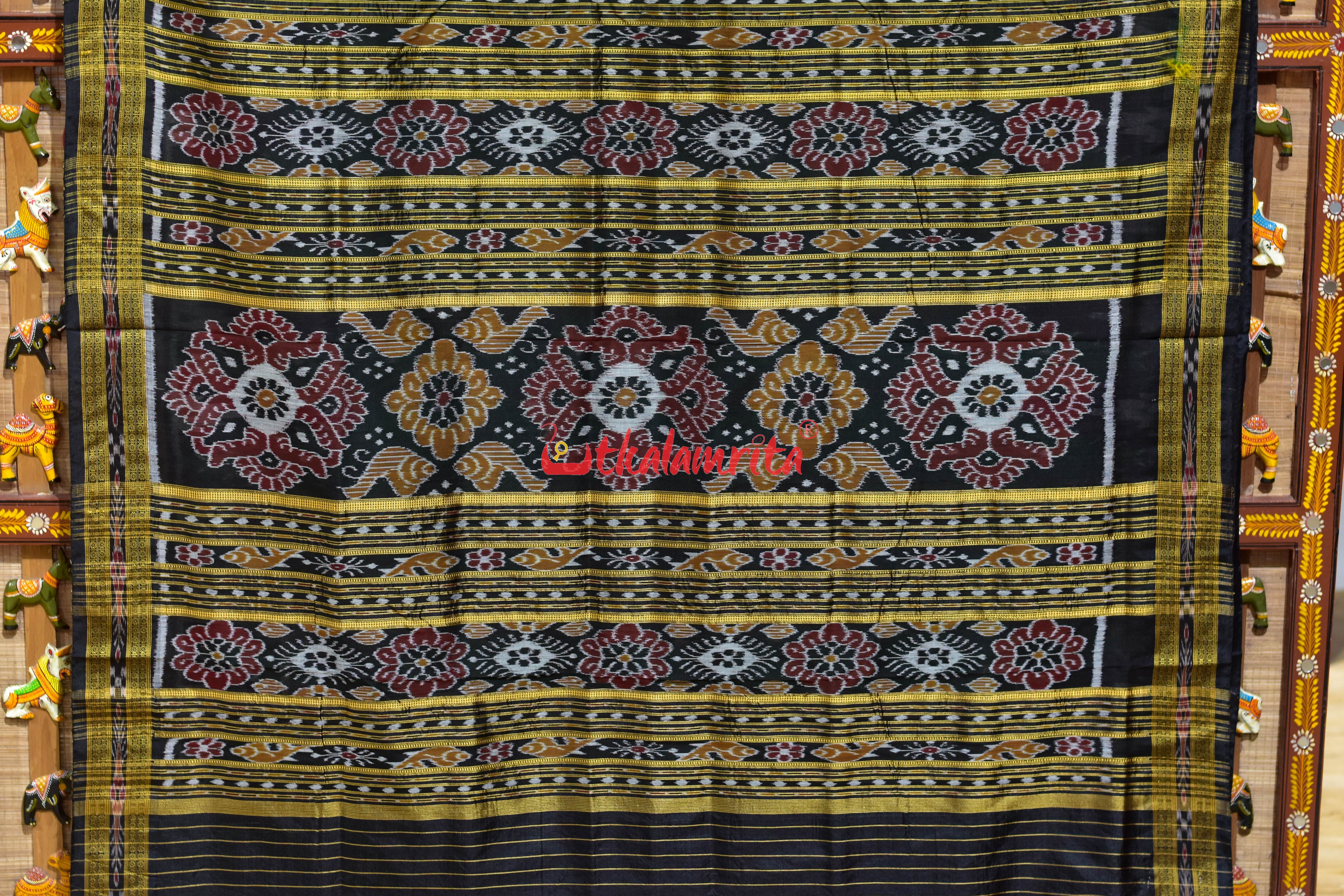 Green Body Dots with Big Kumbha Khandua Silk Saree