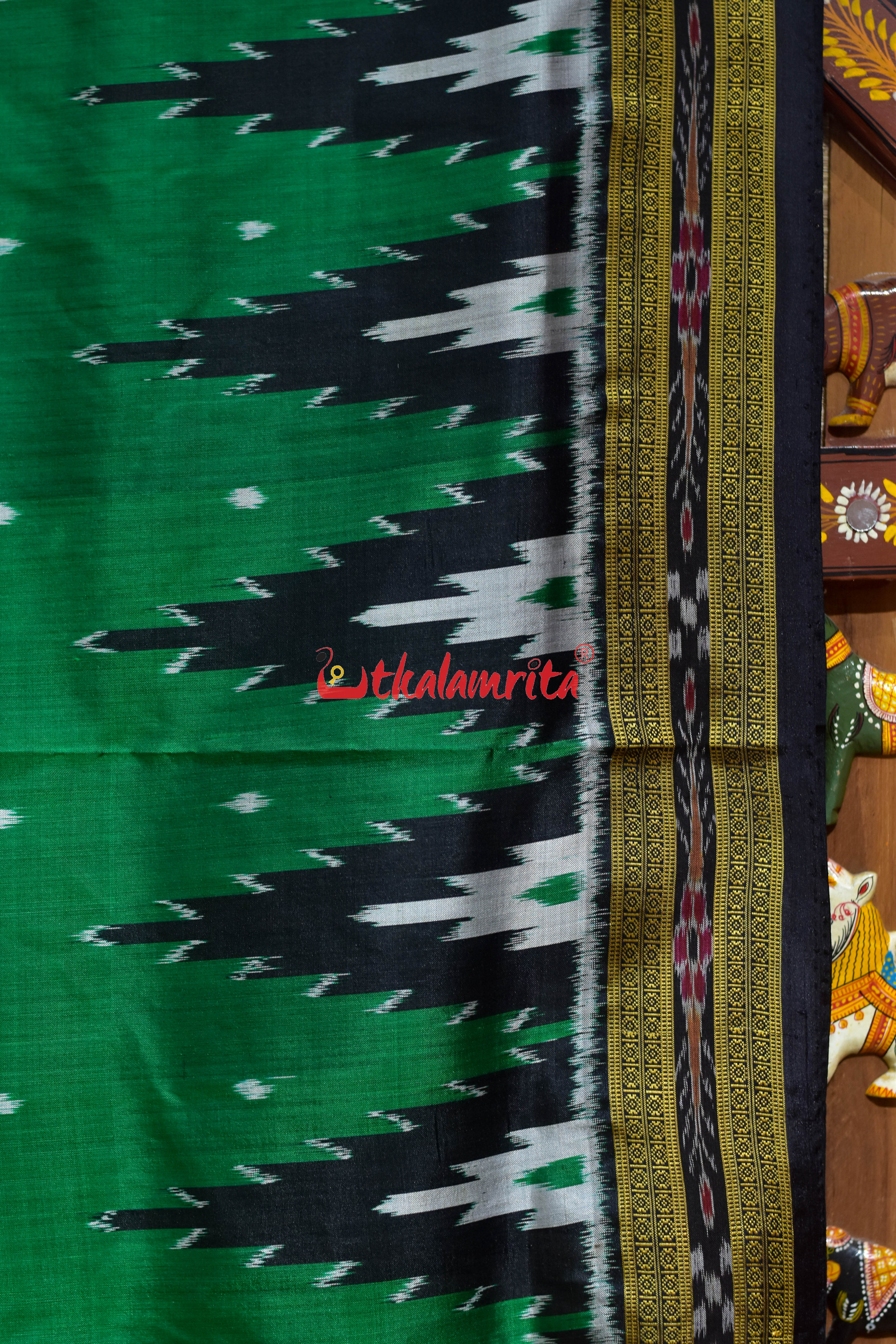 Green Body Dots with Big Kumbha Khandua Silk Saree