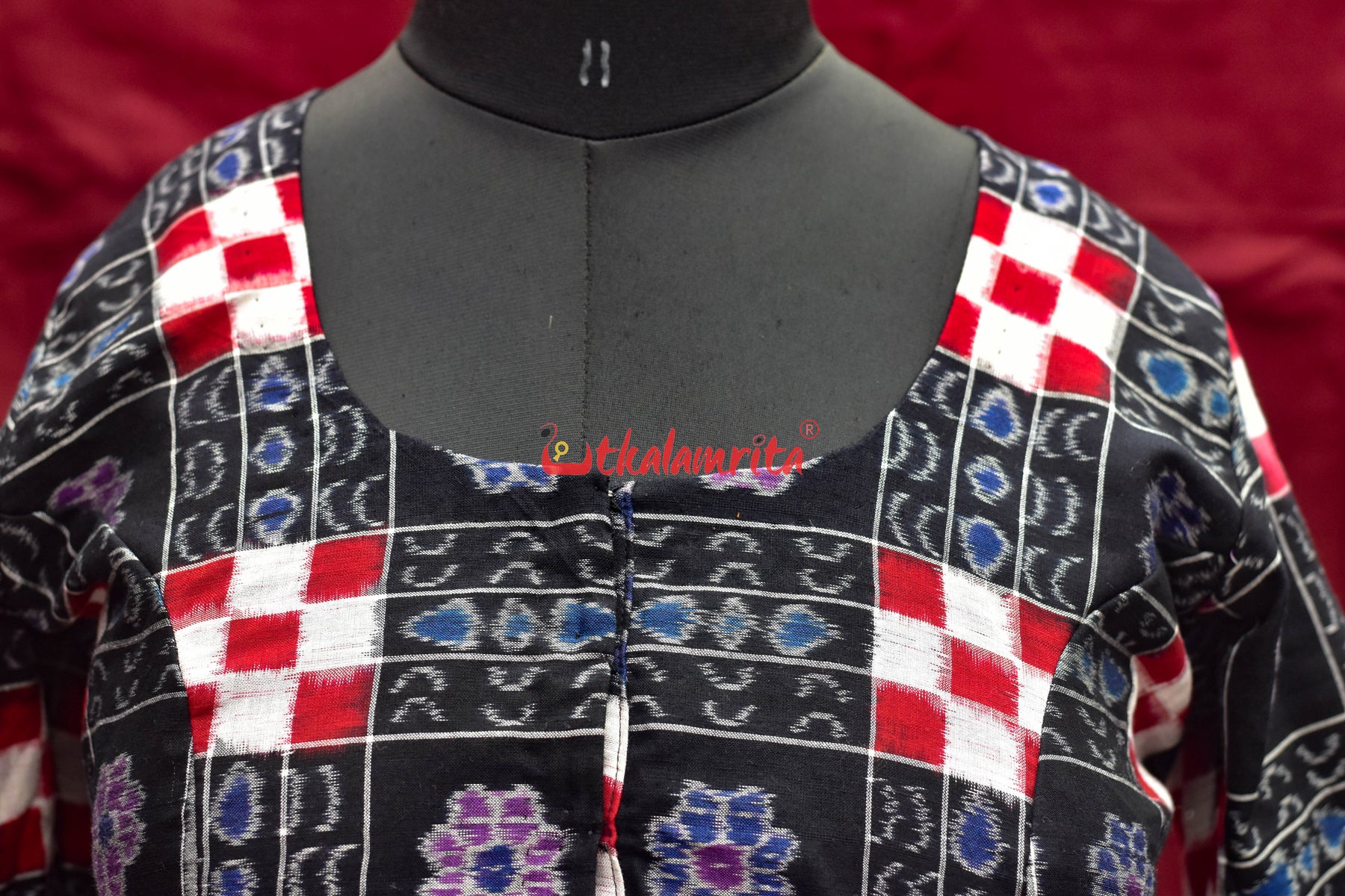 Black Flower Kothi Pasapali Cotton (Blouse)
