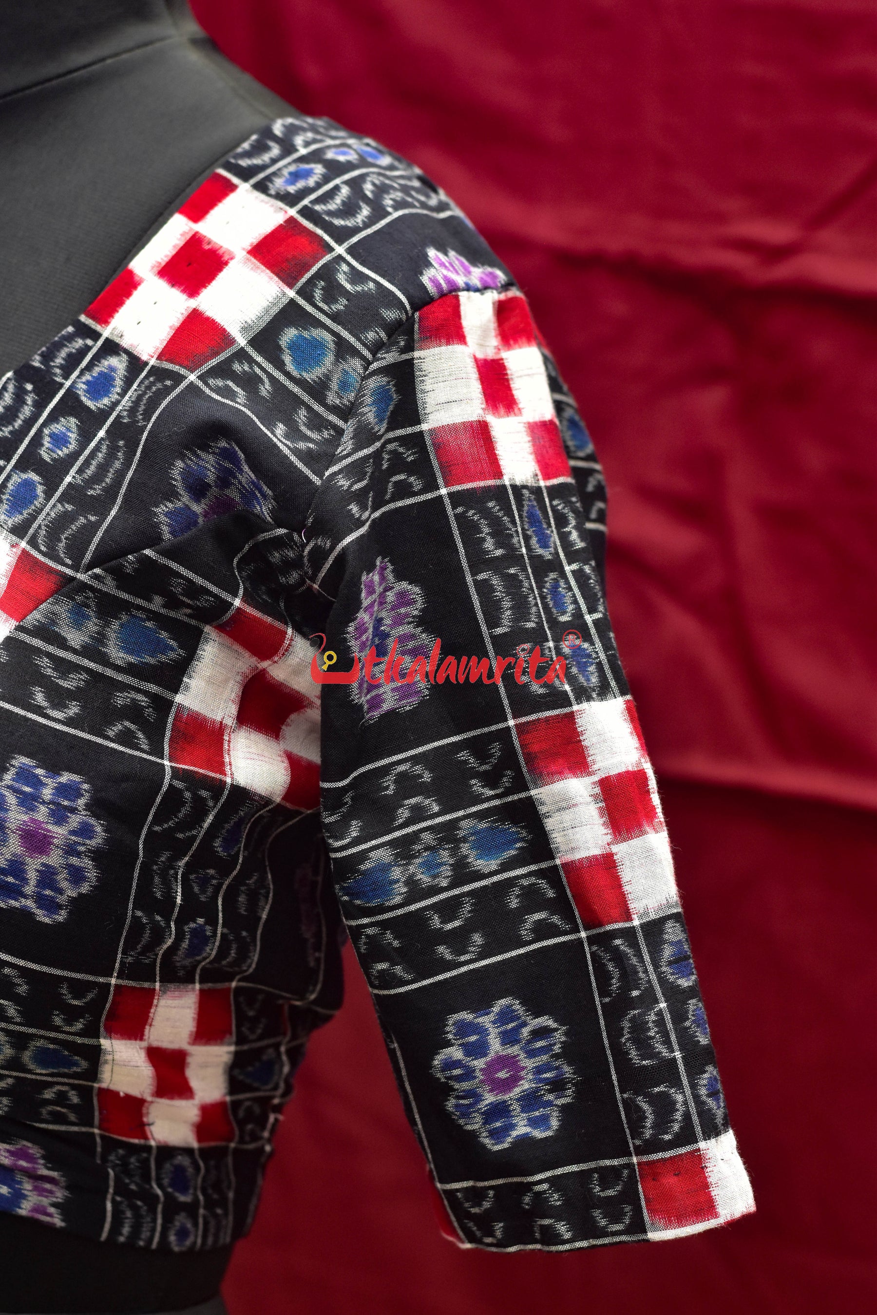 Black Flower Kothi Pasapali Cotton (Blouse)